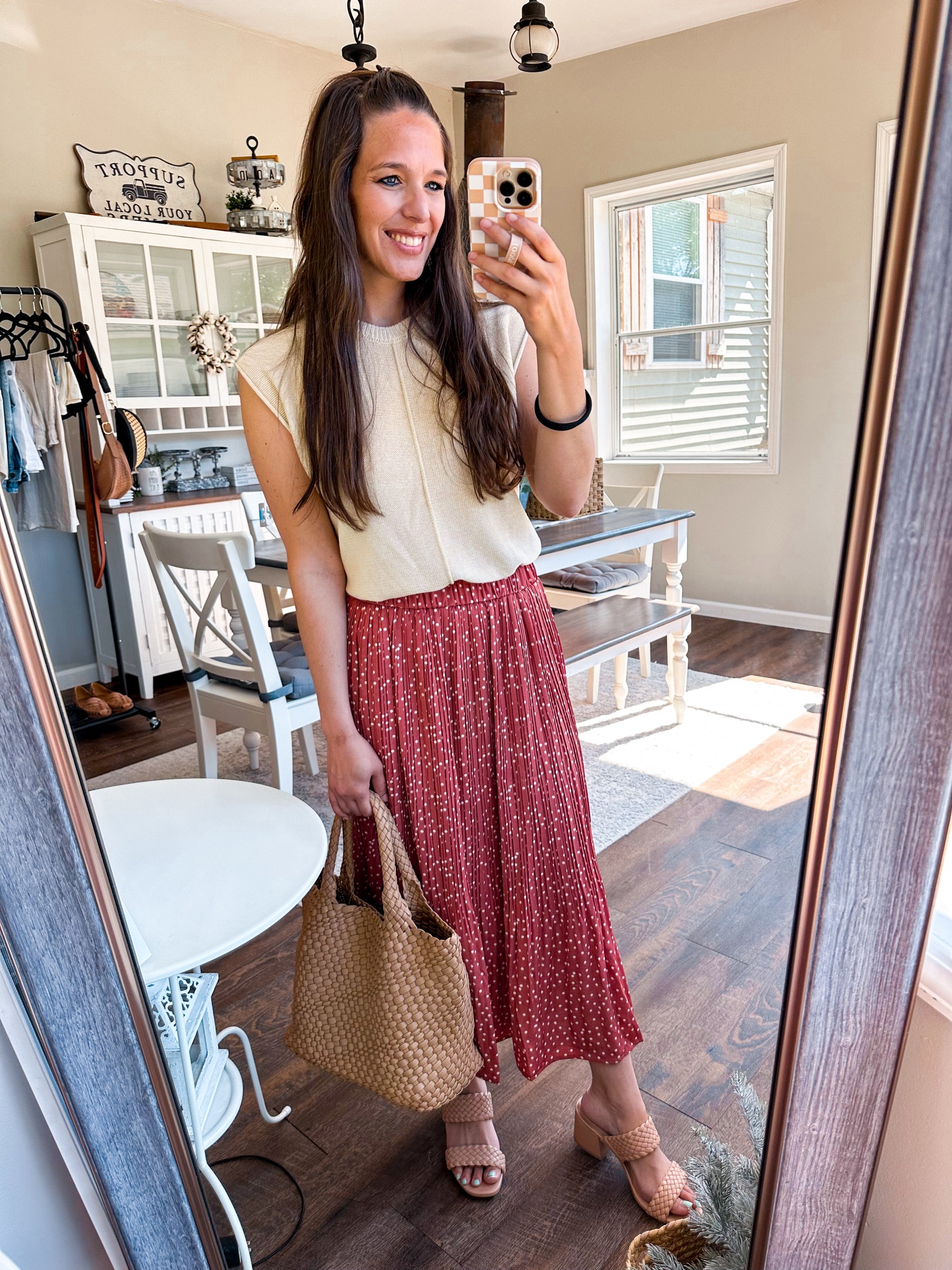 Sunday outfit of the day! 
Top small 
Skirt small 
Shoes tts 
Bag Amazon 

#LTKStyleTip #LTKFindsUnder50 #LTKFindsUnder100