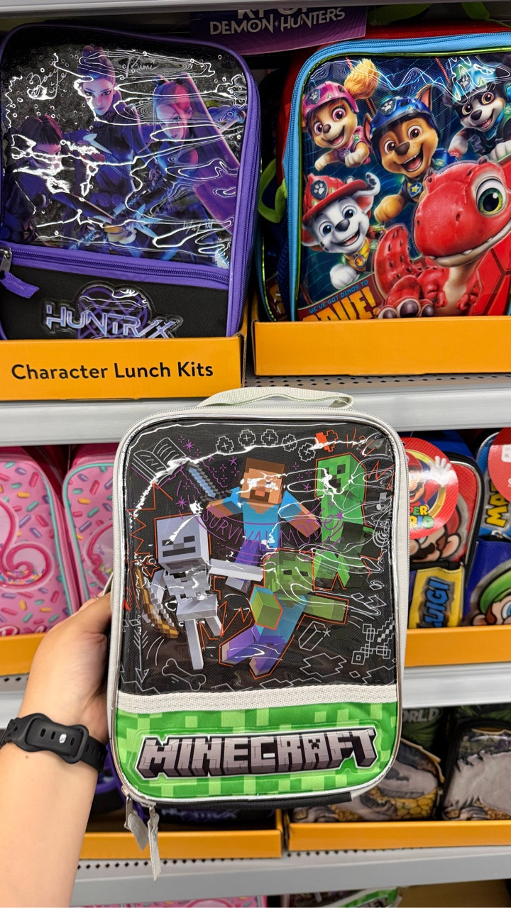 Character lunch boxes for kids! These + more options ✨
🔗type LUNCH for links to shop now 💕

(Linking everything here )

#backtoschool #kidslunch #kidslunchbox

#LTKSeasonal #LTKmomlife #LTKKids