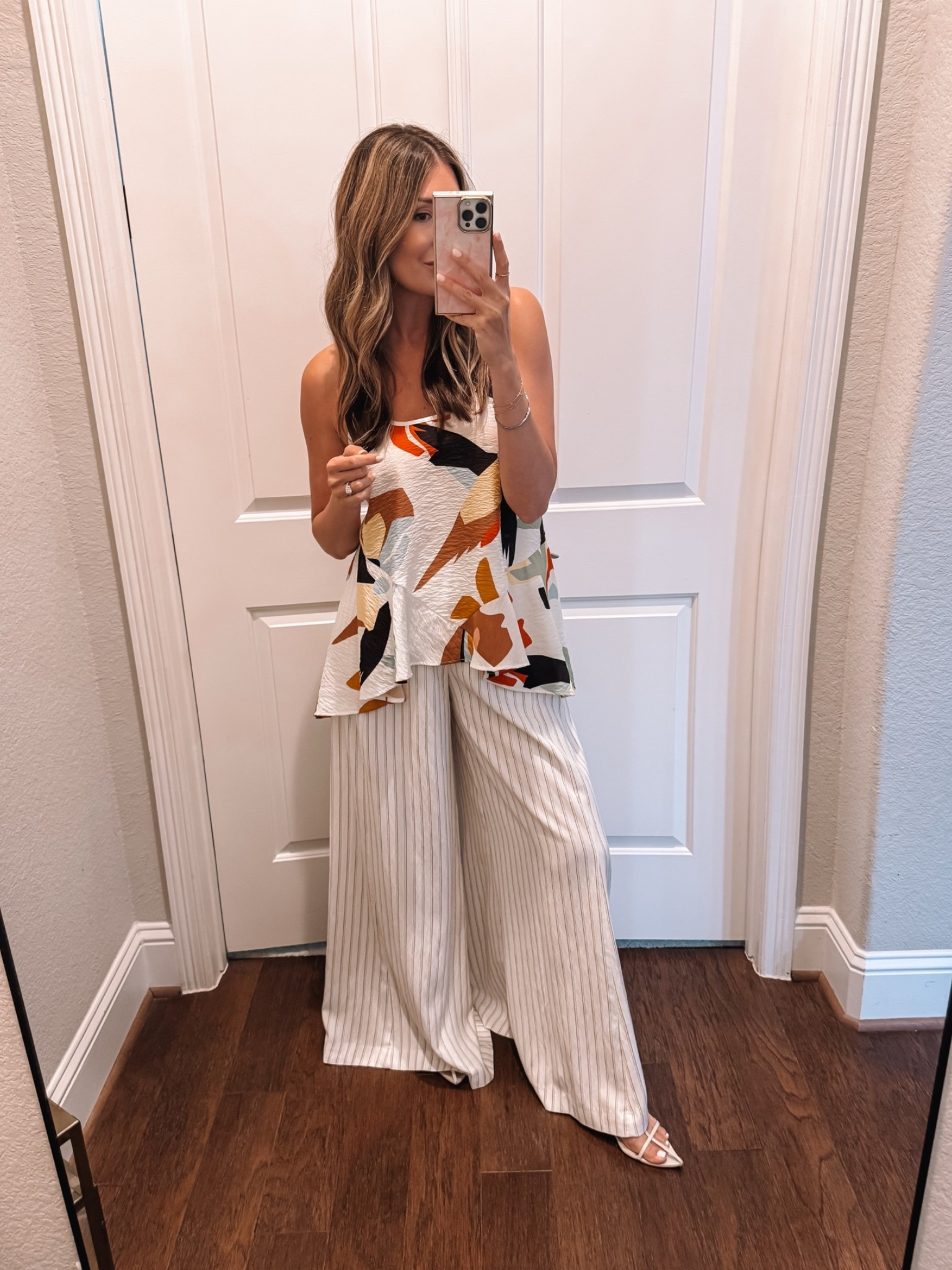 Small in top, size 2 in pants