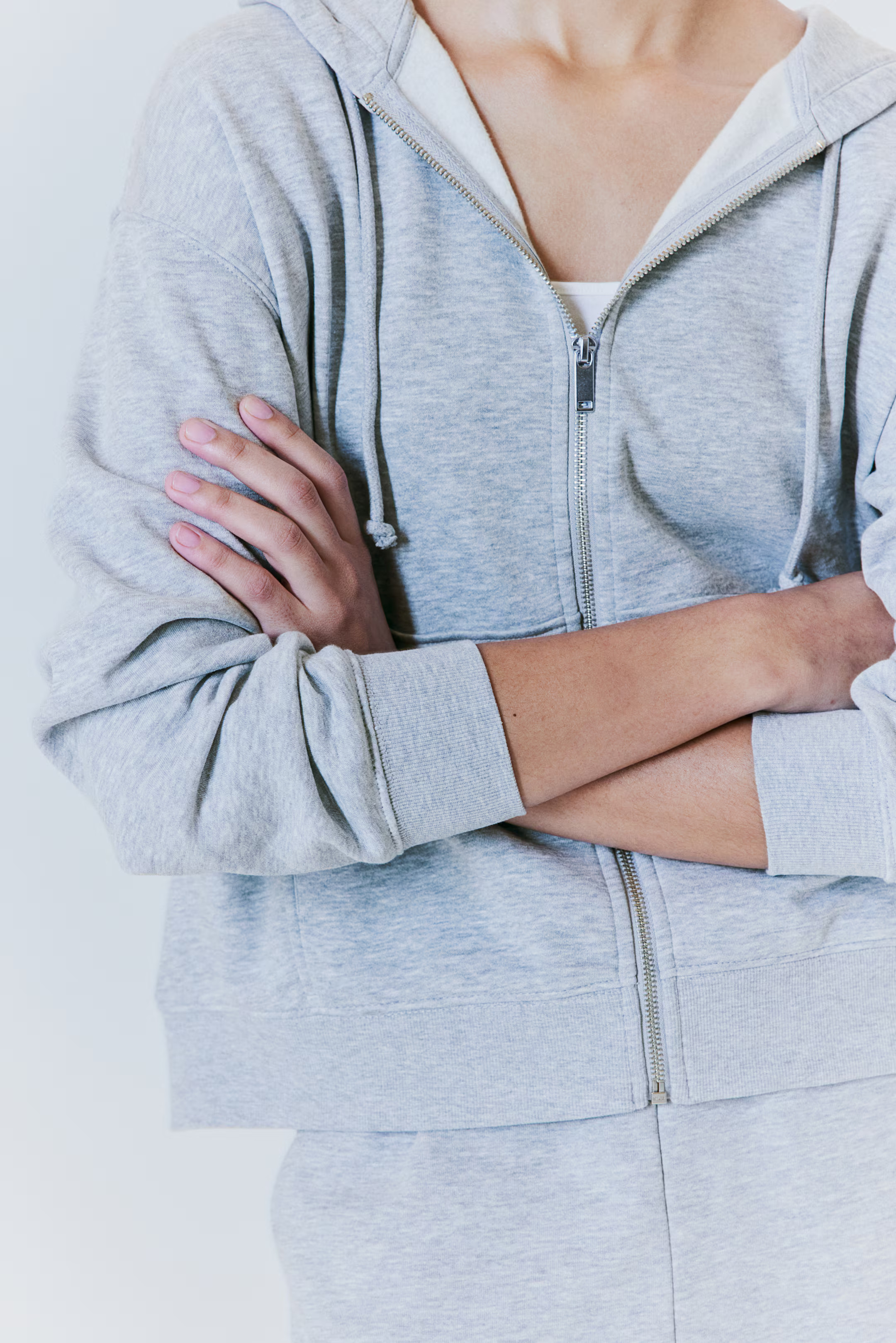 Zip-through hoodie - Long sleeve - Regular length - Light grey marl - Ladies | H&M GB | H&M (UK, MY, IN, SG, PH, TW, HK)