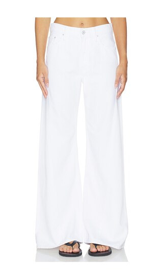 The Lemon Twist Skimp Jeans in Pinch Of Salt | Revolve Clothing (Global)
