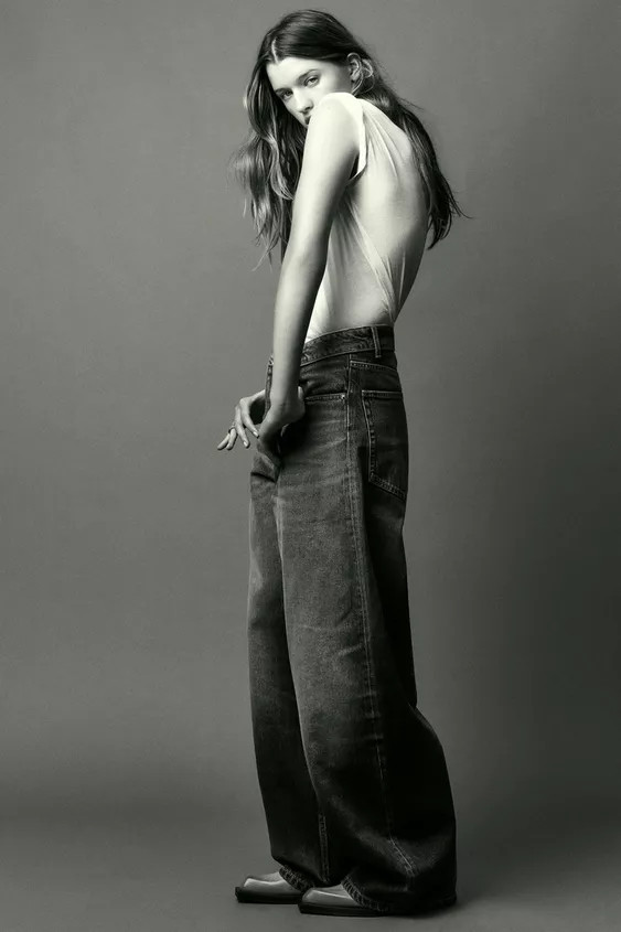 TRF MID-RISE FOLD-OVER WAISTBAND JEANS | Zara US