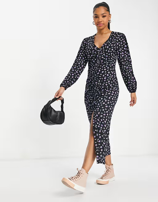 New Look long sleeve v neck midi dress in black floral | ASOS (Global)