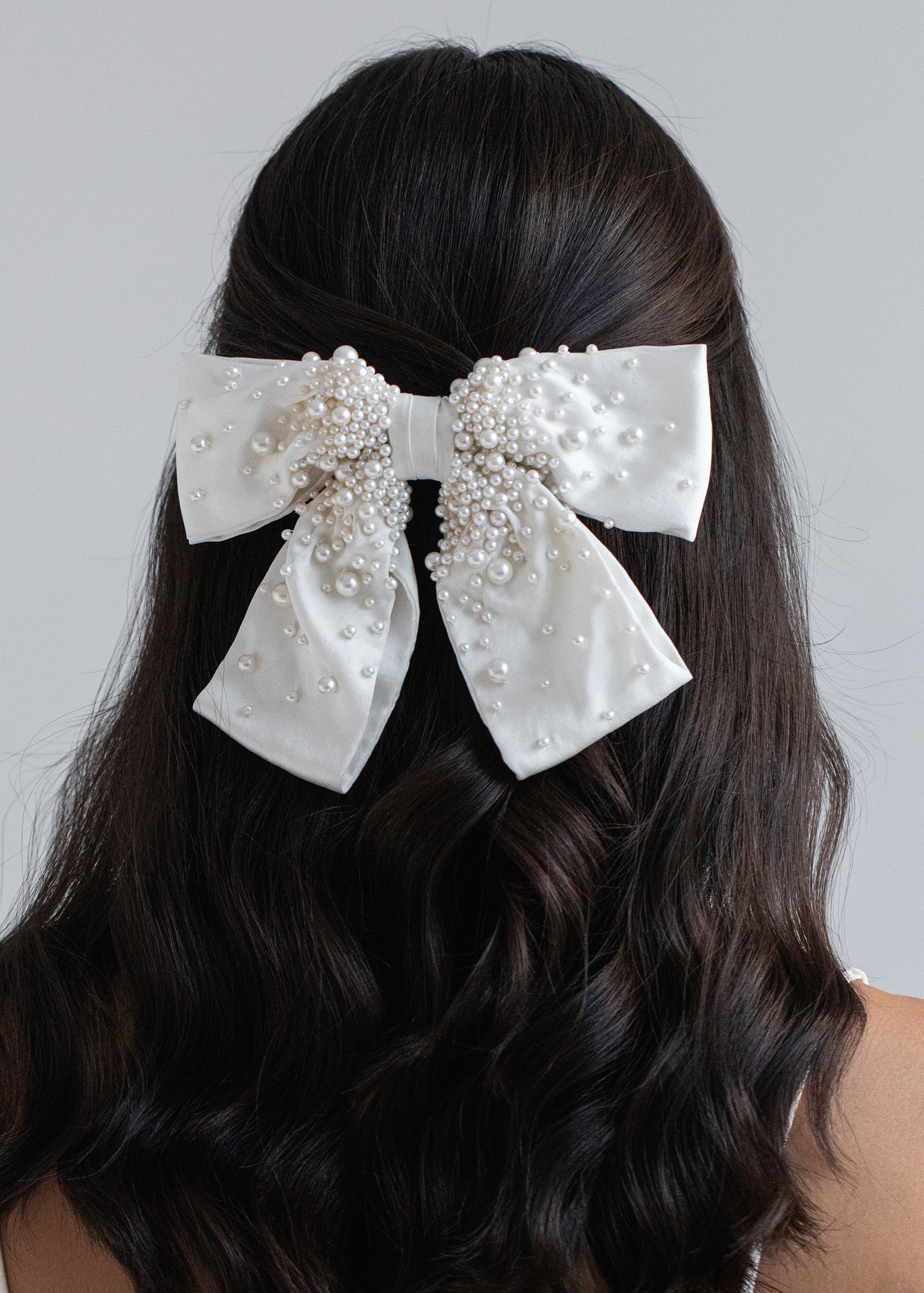 Taryn Bow Barrette | Jennifer Behr 