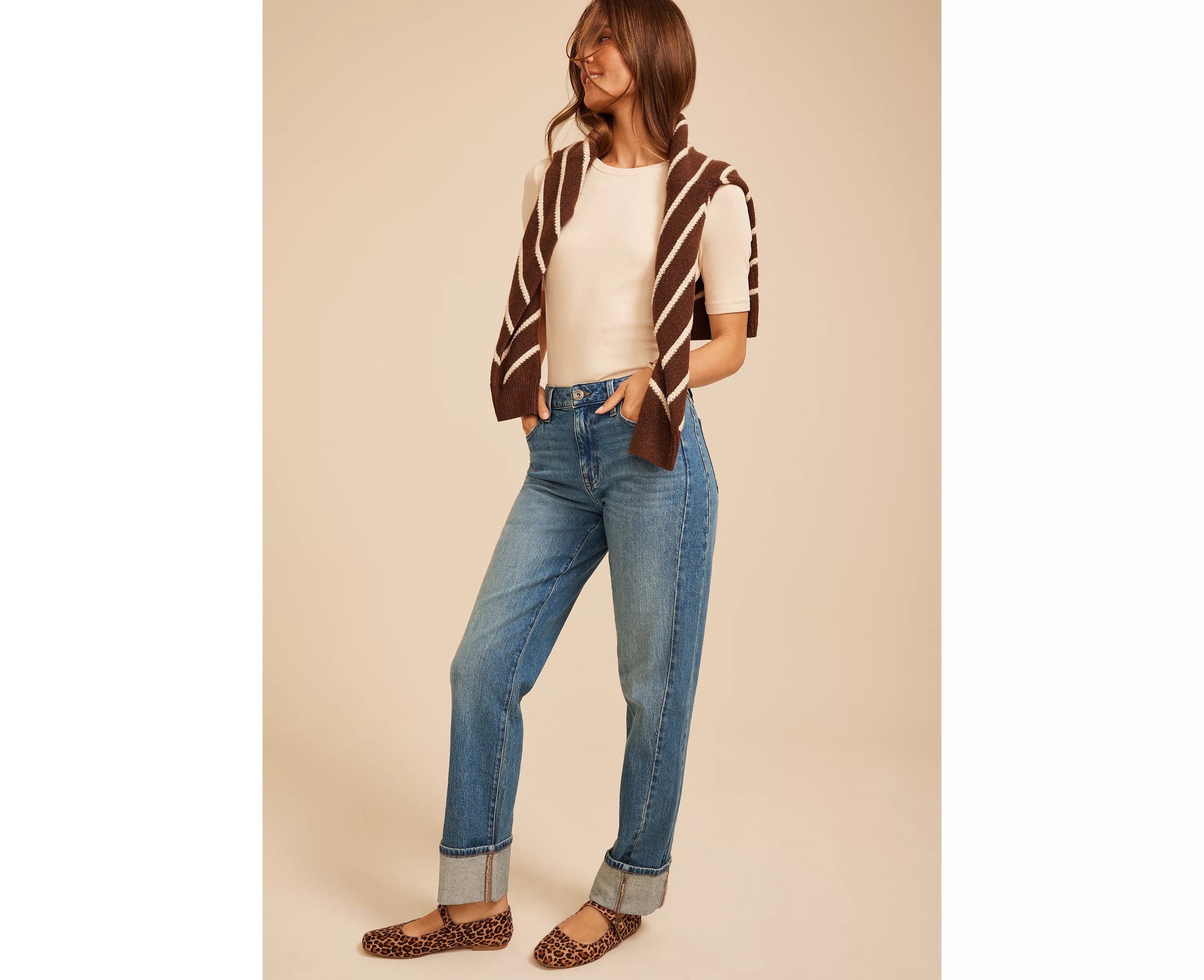edgely\u2122 High Rise Tinted Cuff Hem Relaxed Straight Jean | maurices | Maurices
