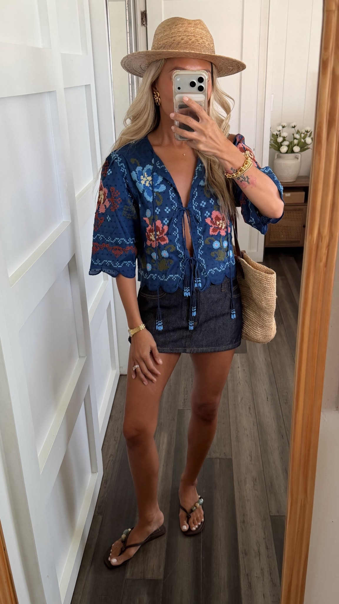 Such a cute casual top for summer! Disclosure- the skirt is really short. If you’re 5’2 and under, perfect.. but if you’re taller, don’t buy it. 

#LTKTravel #LTKPetite #LTKSeasonal