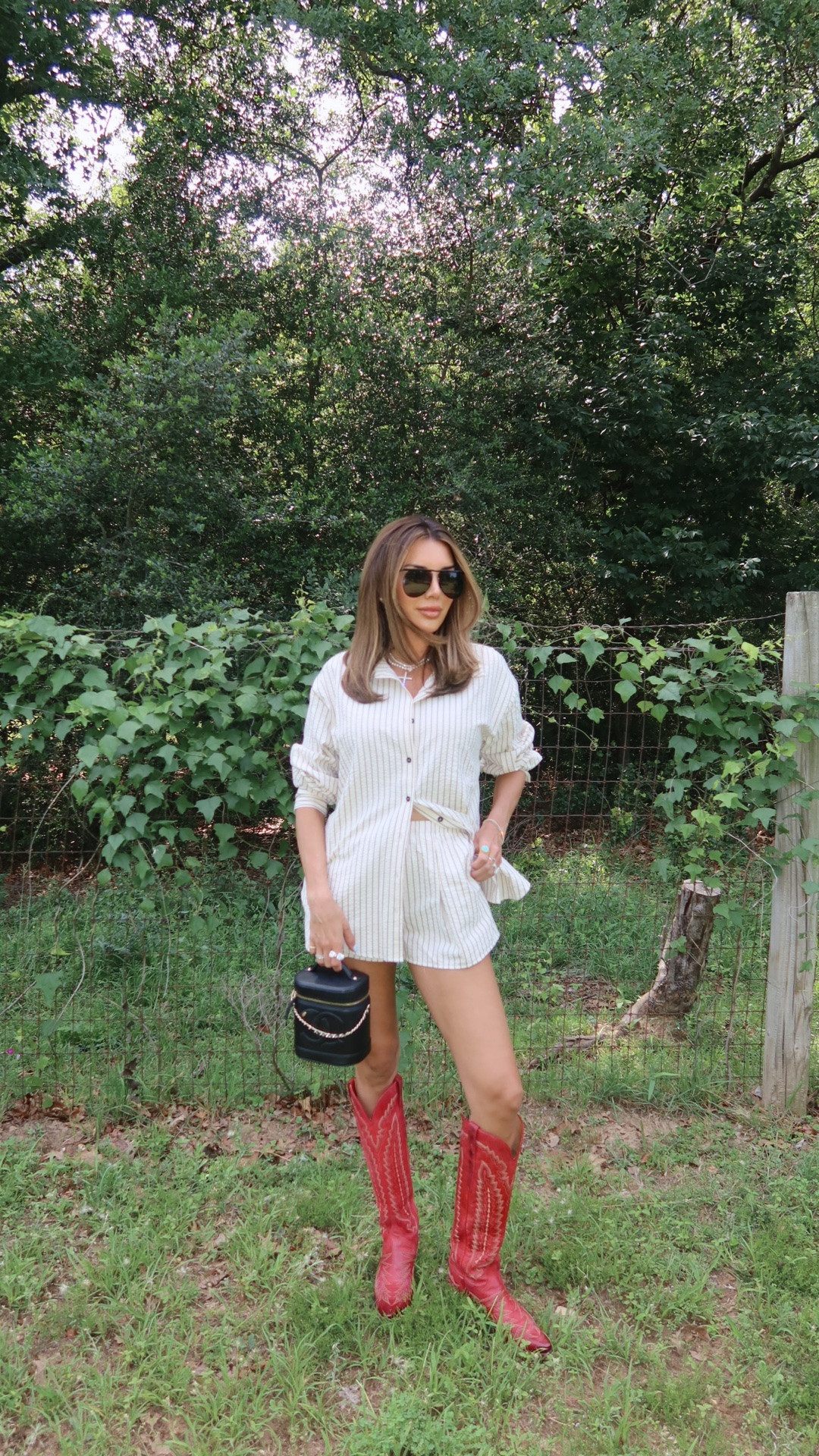 loving this lil pin stripe set! It’s so light weight and airy! Great price too!

top: small
shorts: XS

#LTKootd #LTKdayinmylife