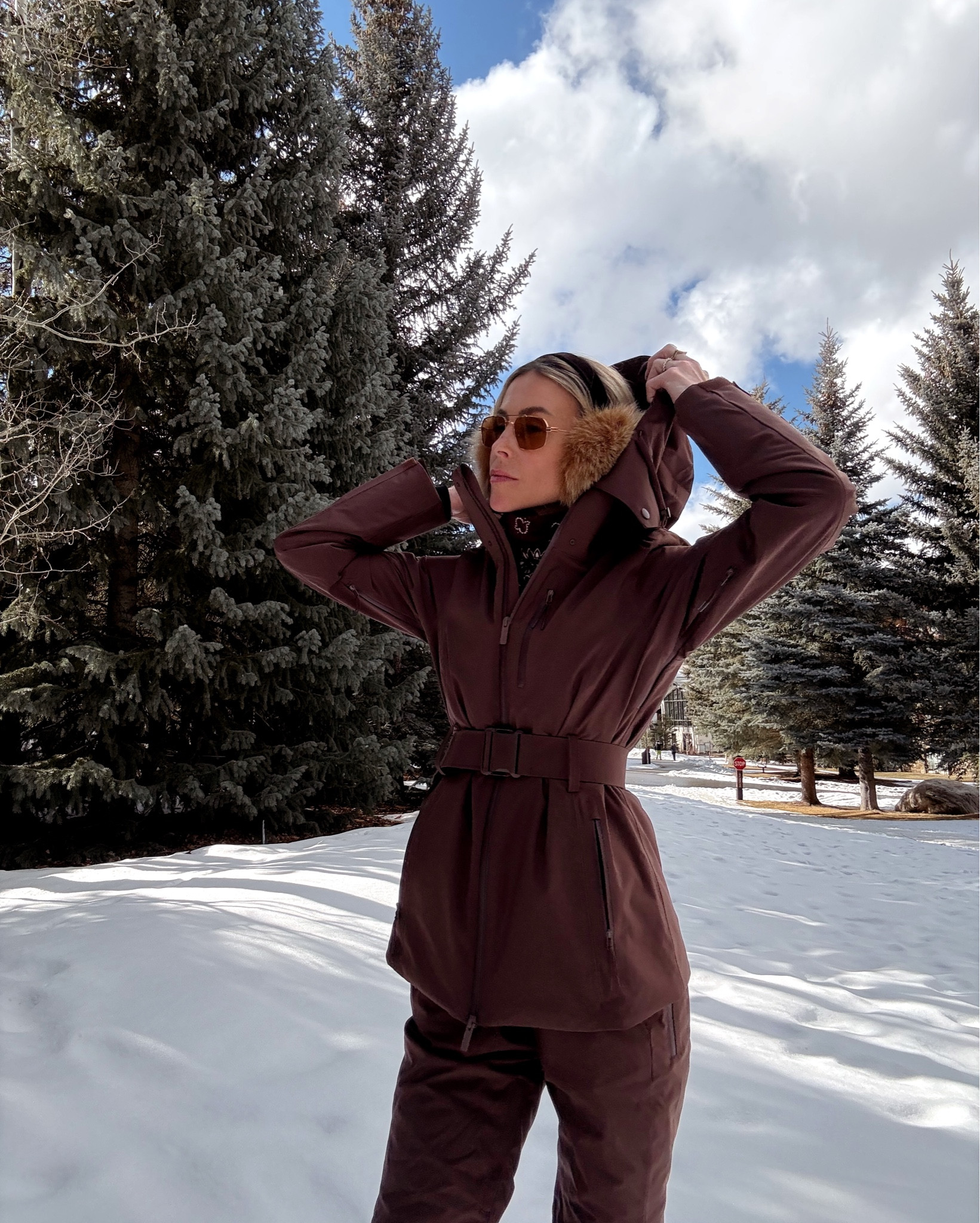 this snowsuit 🤭🤎

#LTKSeasonal #LTKootd #LTKgrwm