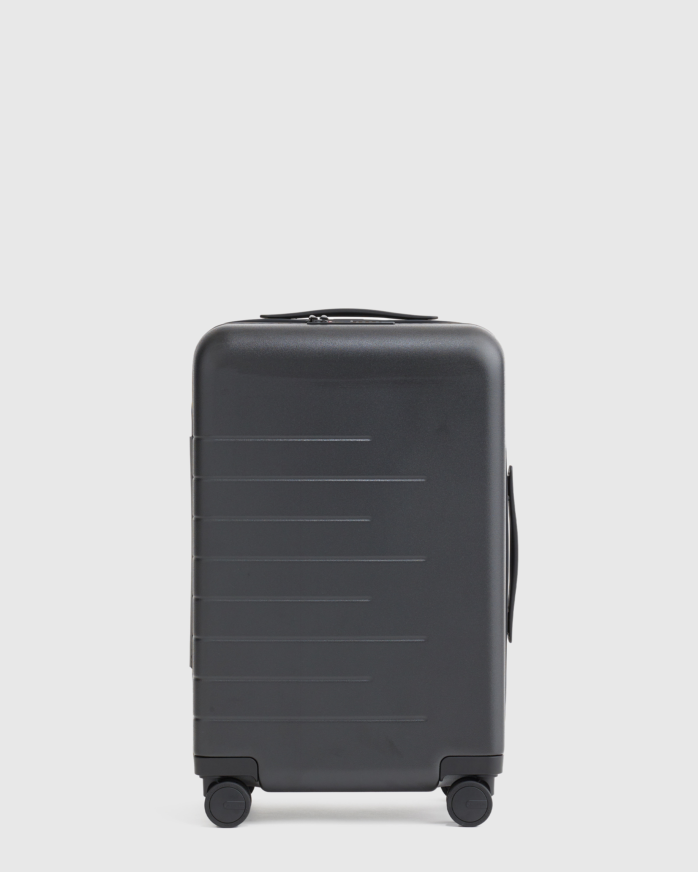 Quince | Expandable Carry-On Hard Shell Suitcase 20"" in Black, Polycarbonte | Quince