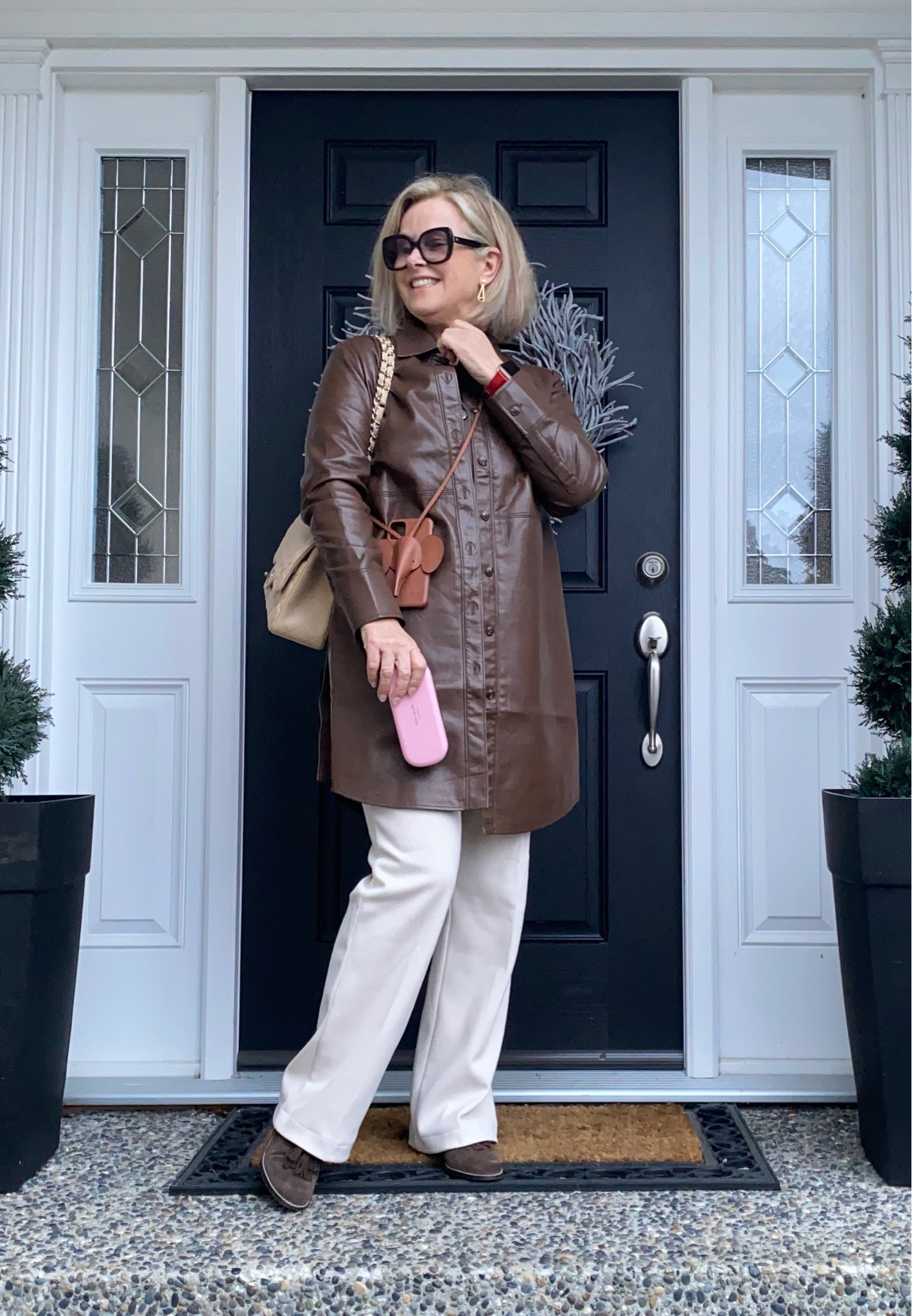 Off white wife legged pants are hot!

#LTKstyletip