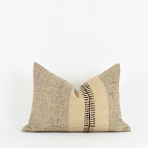 Finley - Woven wool beige, black and dark brown pillow cover | Etsy (US)