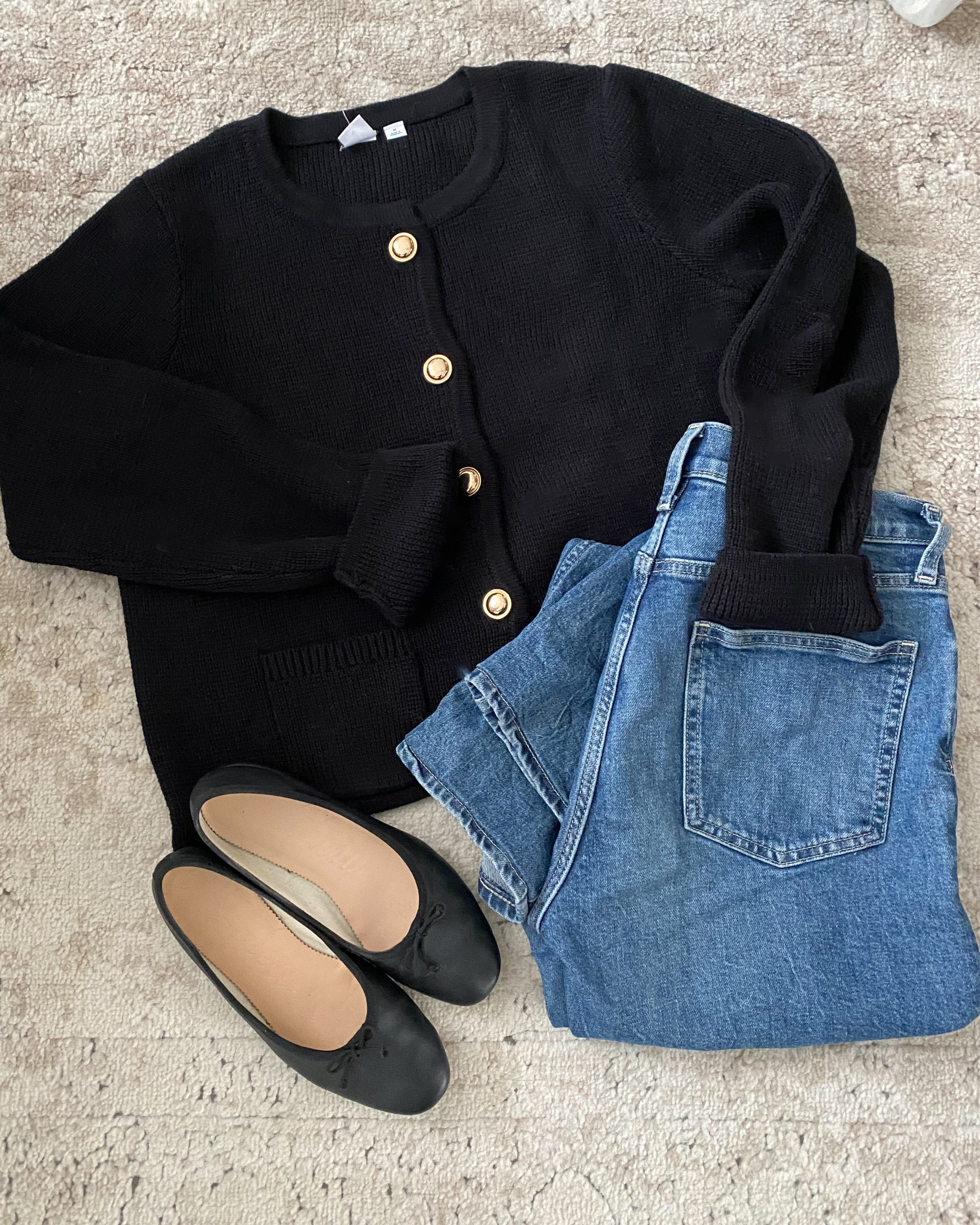 This lady jacket 😍😍😍

100% cotton and has the cutest gold buttons. Under $100!! I’m exchanging the medium for the next size up- I want it to fit a little less snug on me to leave room for some layering and portentously give me a little more length. 

I’d say TTS for the most part, but size up if you’re busty or curvy (I’m a 34H) 

#LTKsalealert #LTKfindsunder100 #LTKstyletip