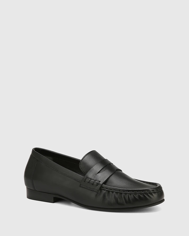 Cecile Black Leather Loafer | Wittner