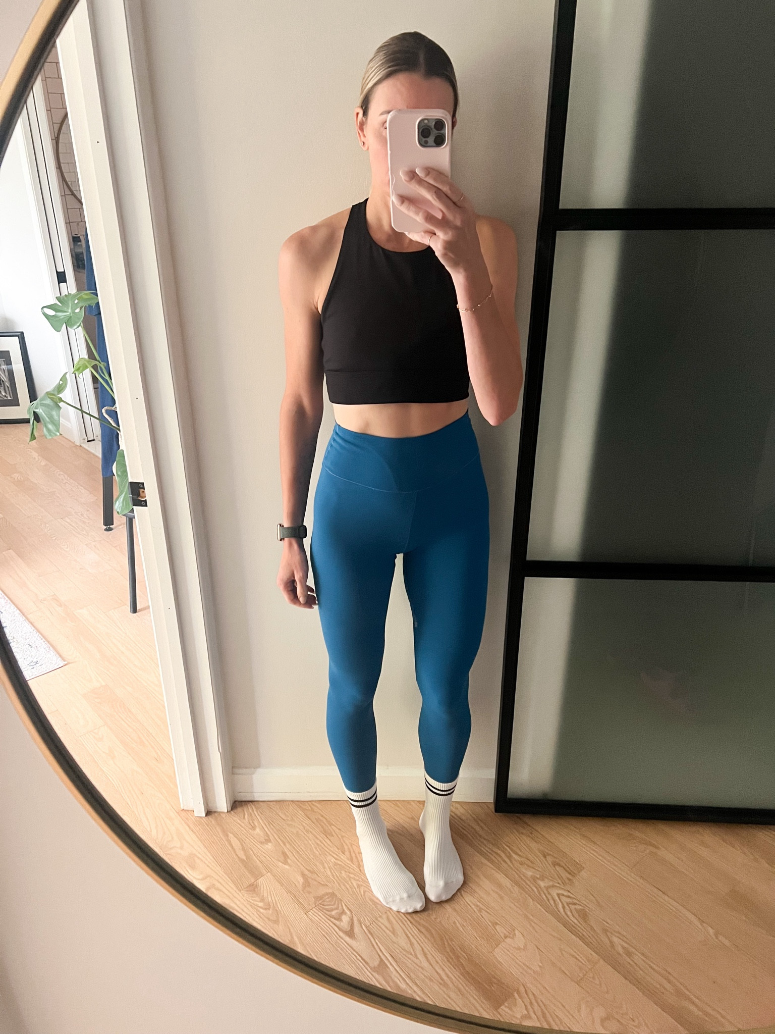 Amazon leggings in Classic Blue 👌🏻 And I love these socks 🫶🏻

#LTKActive #LTKOver40