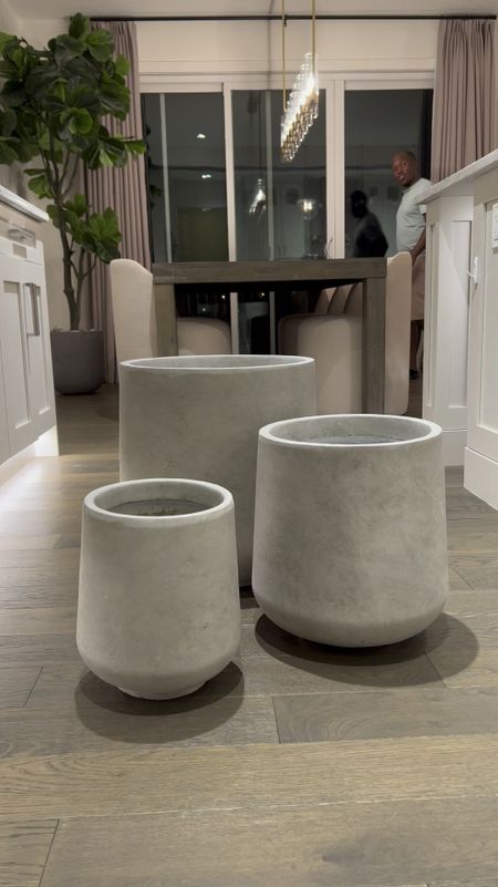 I fell in love with this gorgeous cement planter set. It comes in a set of 3 with different colors to choose from 

Design Planter Dupe
Planter Dupe
Cement Planter
Jute area rug
Seagrass area rug
Jute Door mat 

#LTKsalealert #LTKstyletip #LTKhome