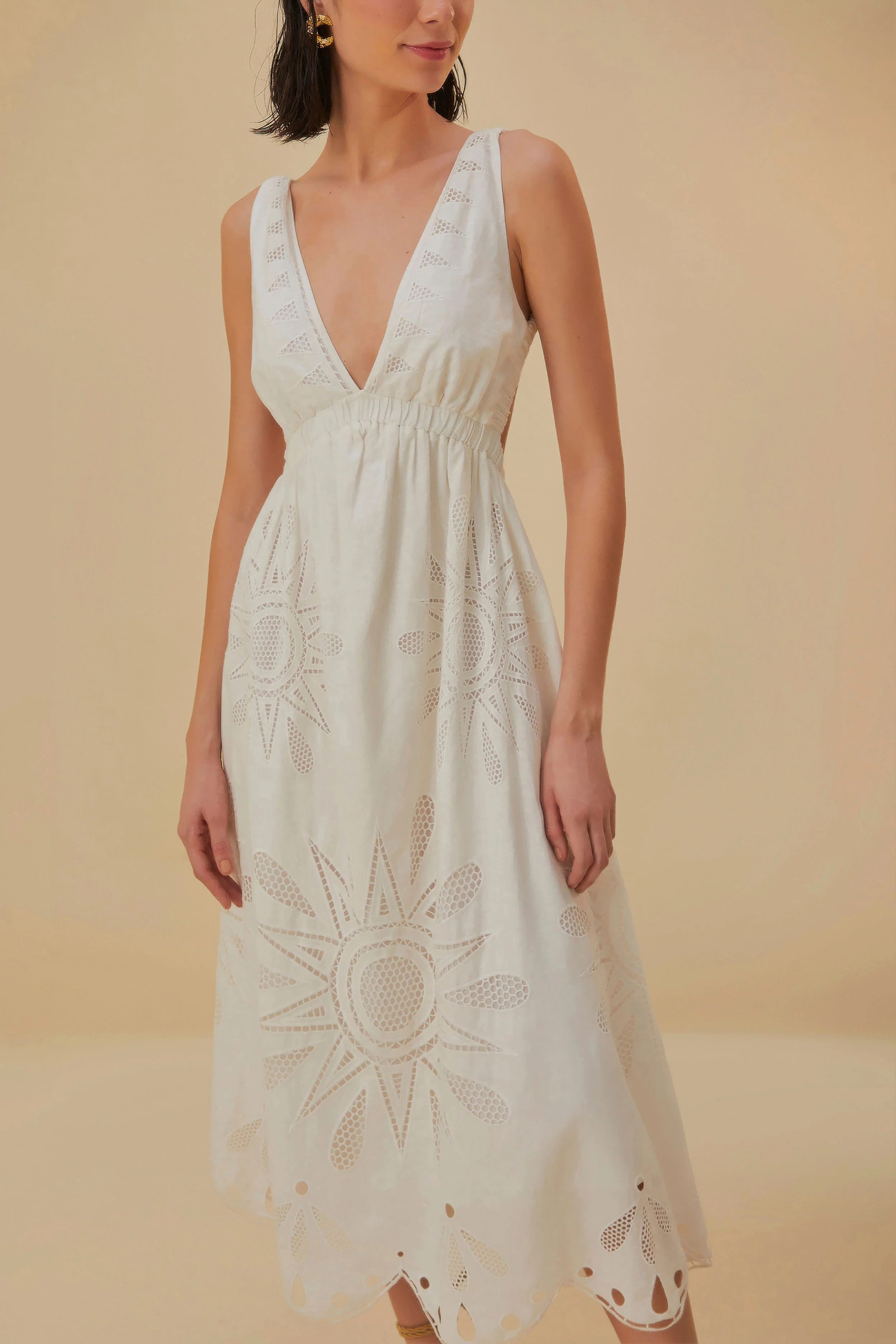 Off-White Maxi Richelieu Lenzing™ Ecovero™ Euroflax™ Maxi Dress | FarmRio (US)