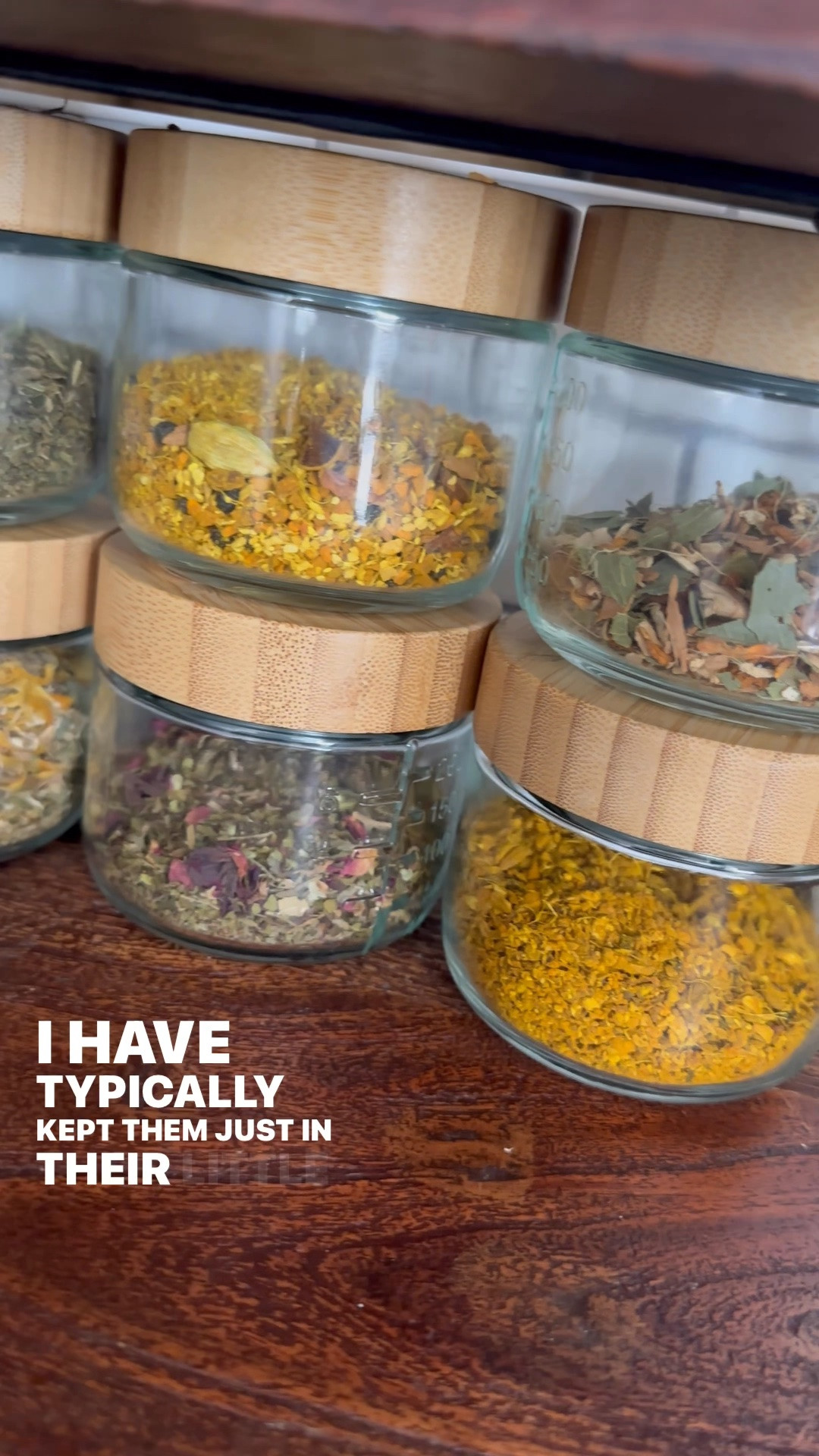 These glass containers are the perfect kitchen organizer! 

#KitchenOrganizer #KitchenOrganization #KitchenStorage #GlassContainers #HomeOrganization #OrganizedHome #KitchenEssentials #HomeEssentials #PantryOrganization #OrganizingTips #xoJalonda

#LTKfoodie #LTKHome