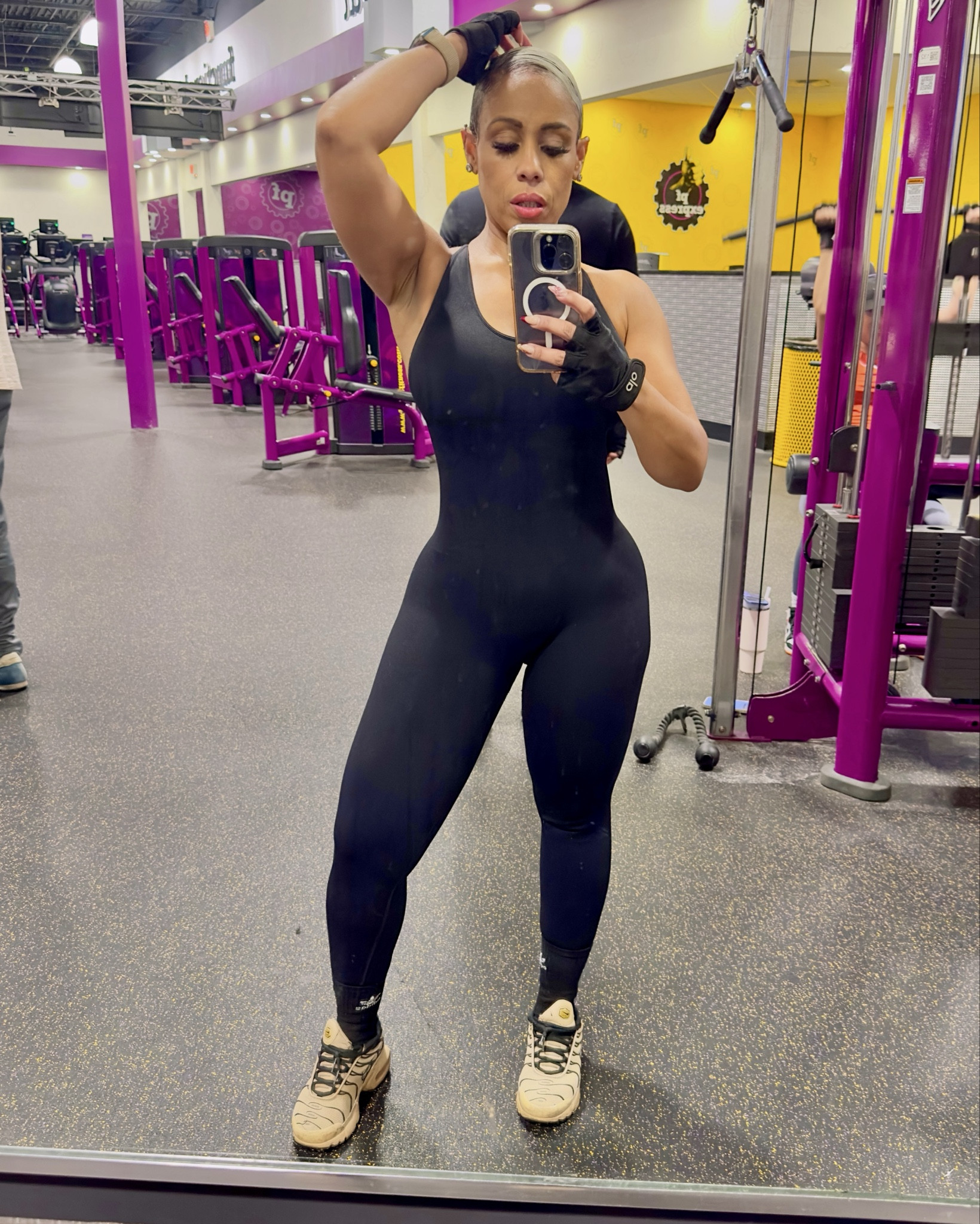 Este jumpsuit negro es pura comodidad y estilo, perfecto para mis días de gym. 

#LTKActive #LTKFindsUnder50 #LTKStyleTip