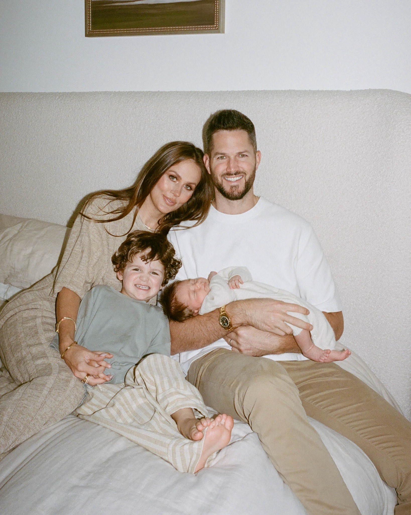 newborn photo outfits <3
asa’s outfit is zara kids but sold out.

#LTKFamily #LTKBaby #LTKBump