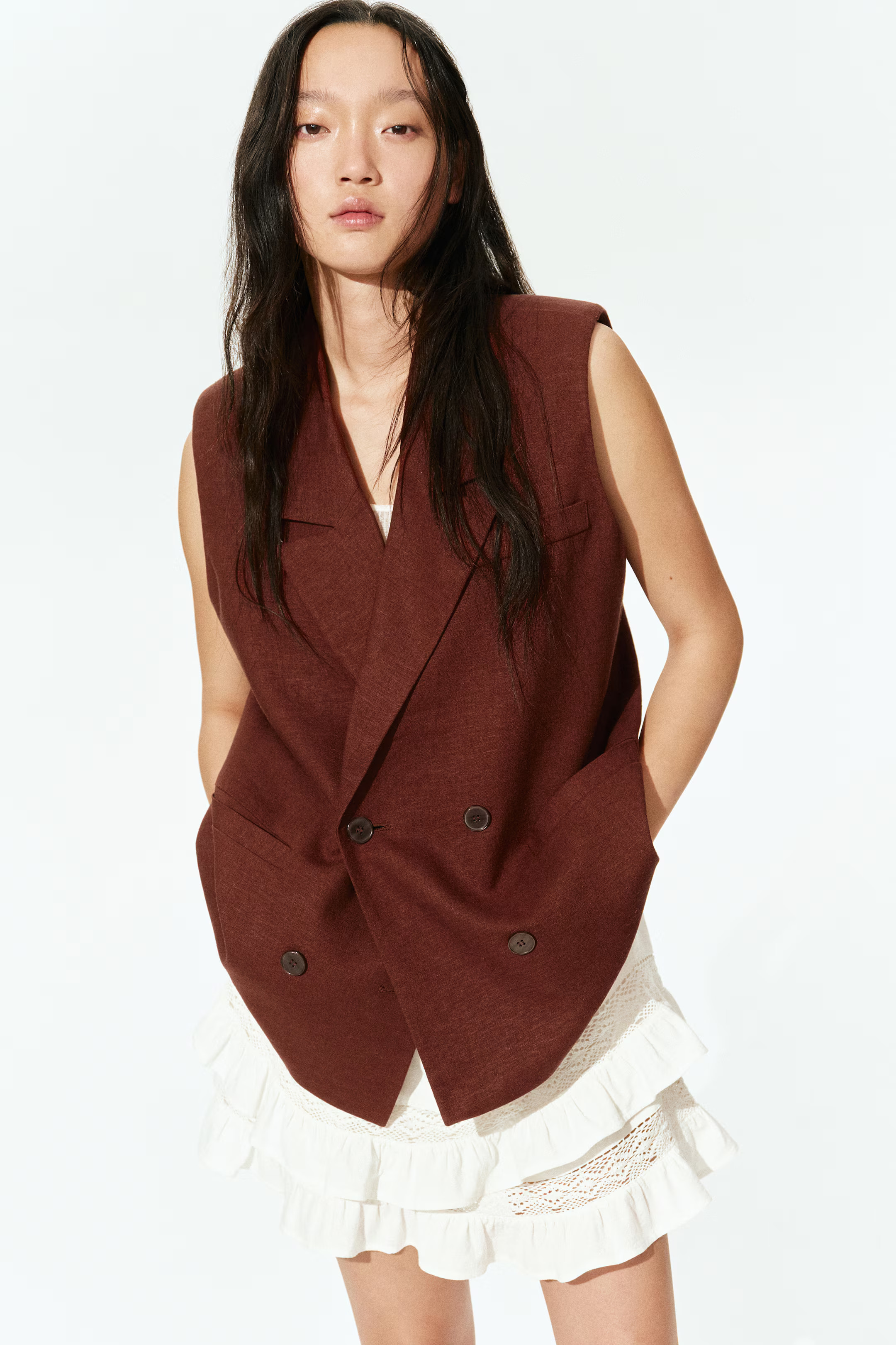 Linen-blend waistcoat - Brown - Ladies | H&M GB | H&M (UK, MY, IN, SG, PH, TW, HK)