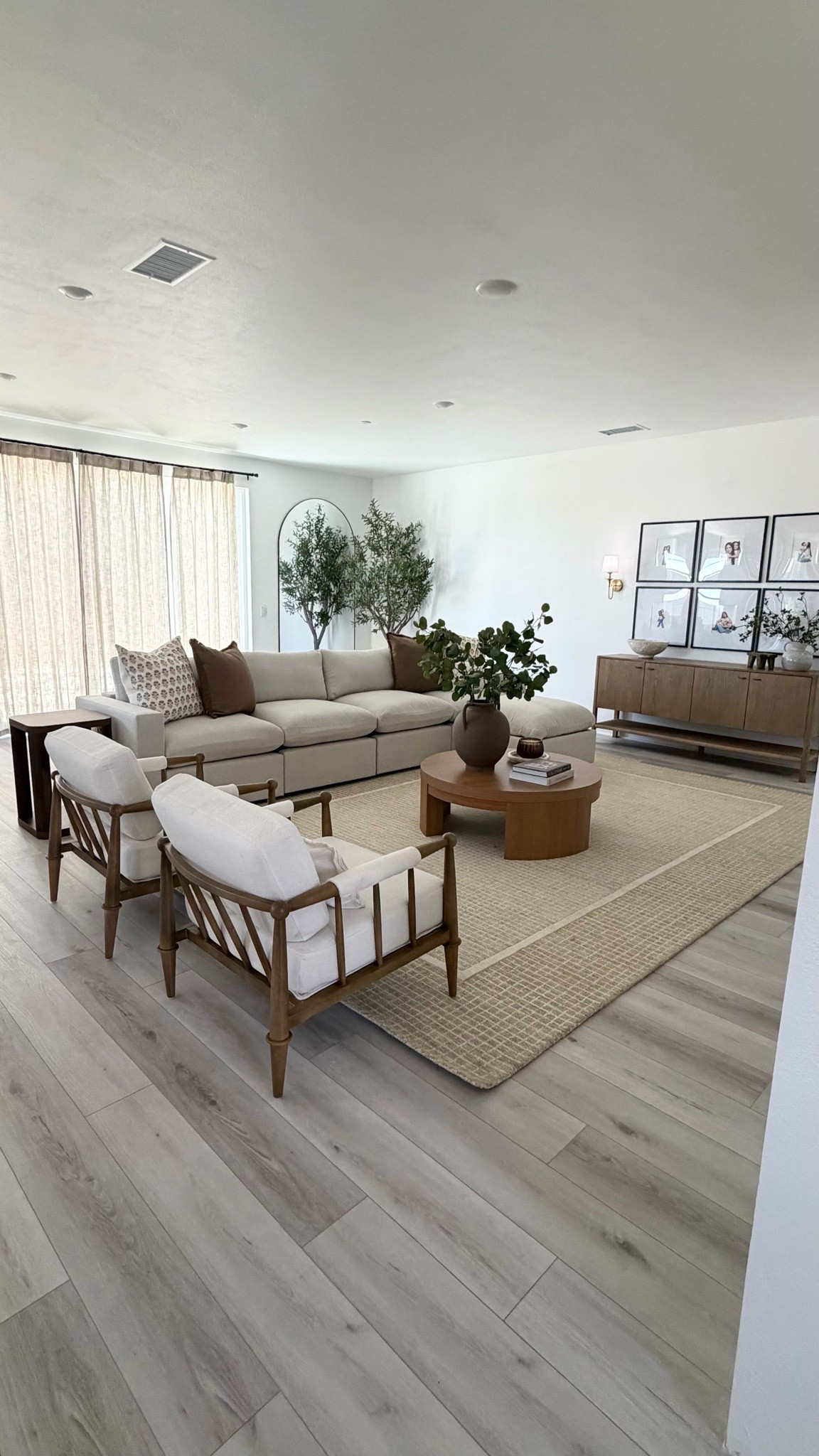Living room styling!

#LTKSeasonal #LTKHome