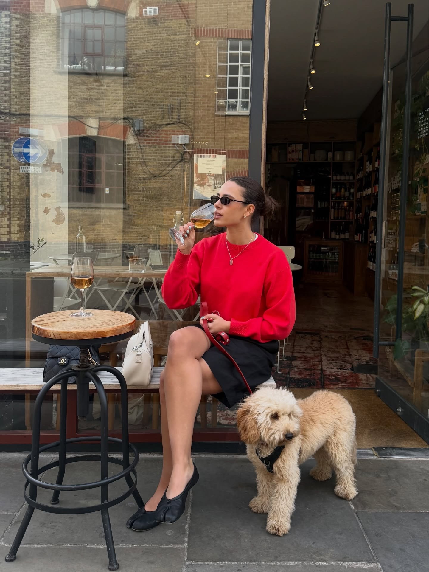 I take back everything bad I’ve ever said about London ☀️🍷