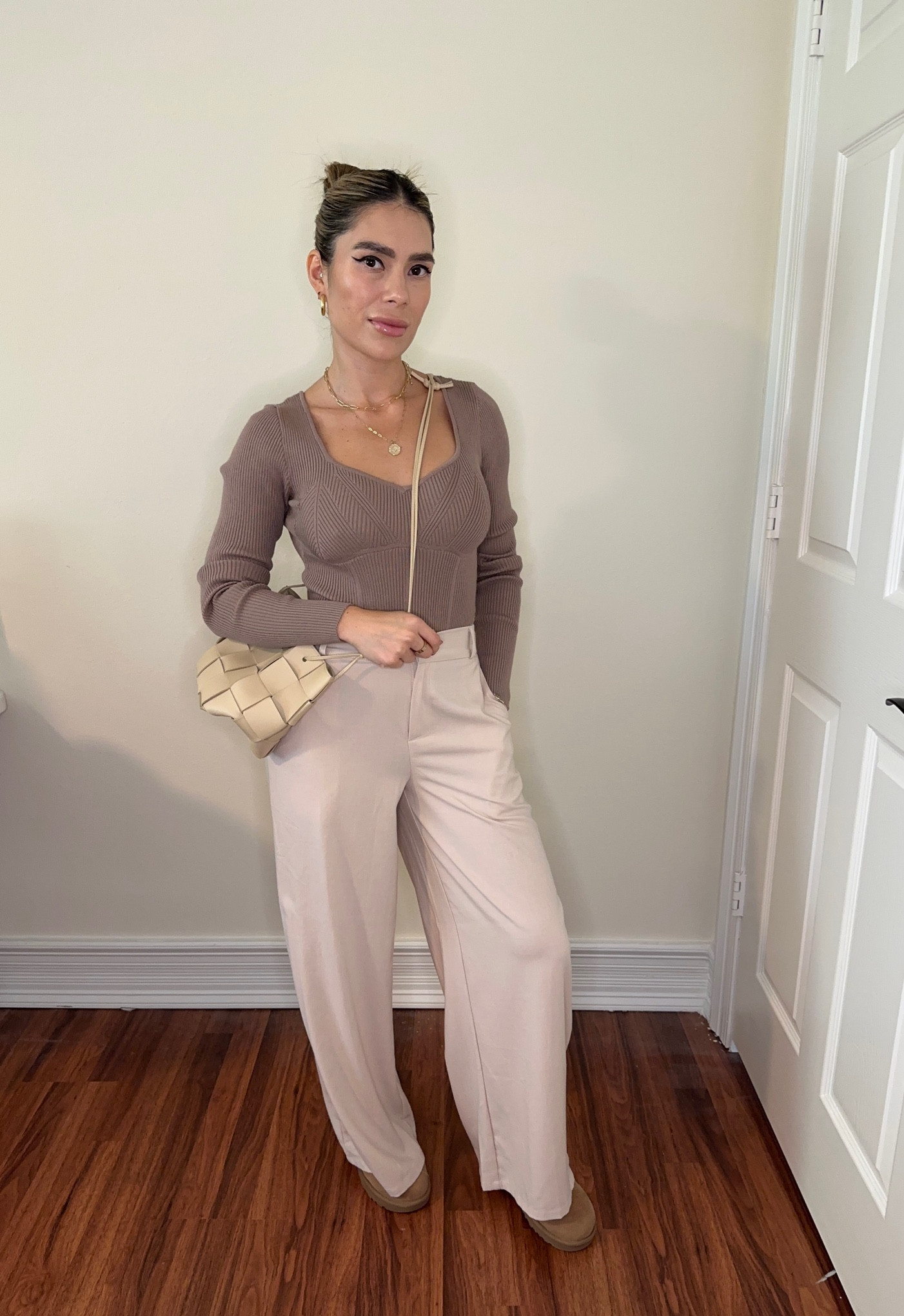 Casual fall/winter outfit 

#LTKsalealert #LTKSeasonal #LTKshoecrush