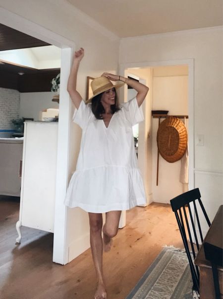 Crisp white dress for summer (it has pockets!) 

#LTKStyleTip #LTKFindsUnder50