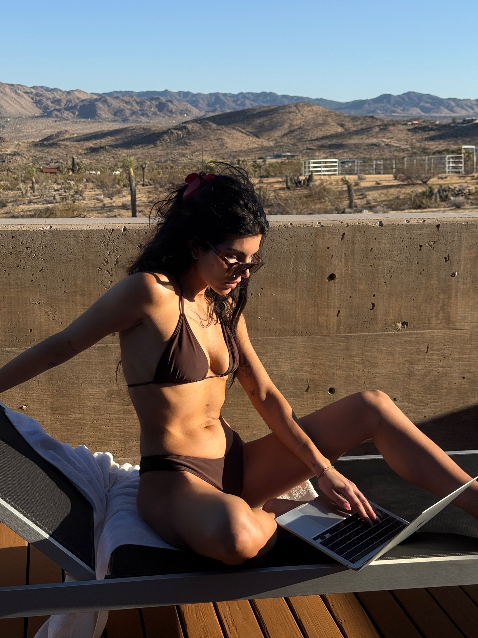 Poolside 🌵💧

Swimsuit inspo, swimsuit, brown bikini, brown swimsuit

#LTKootd #LTKgrwm