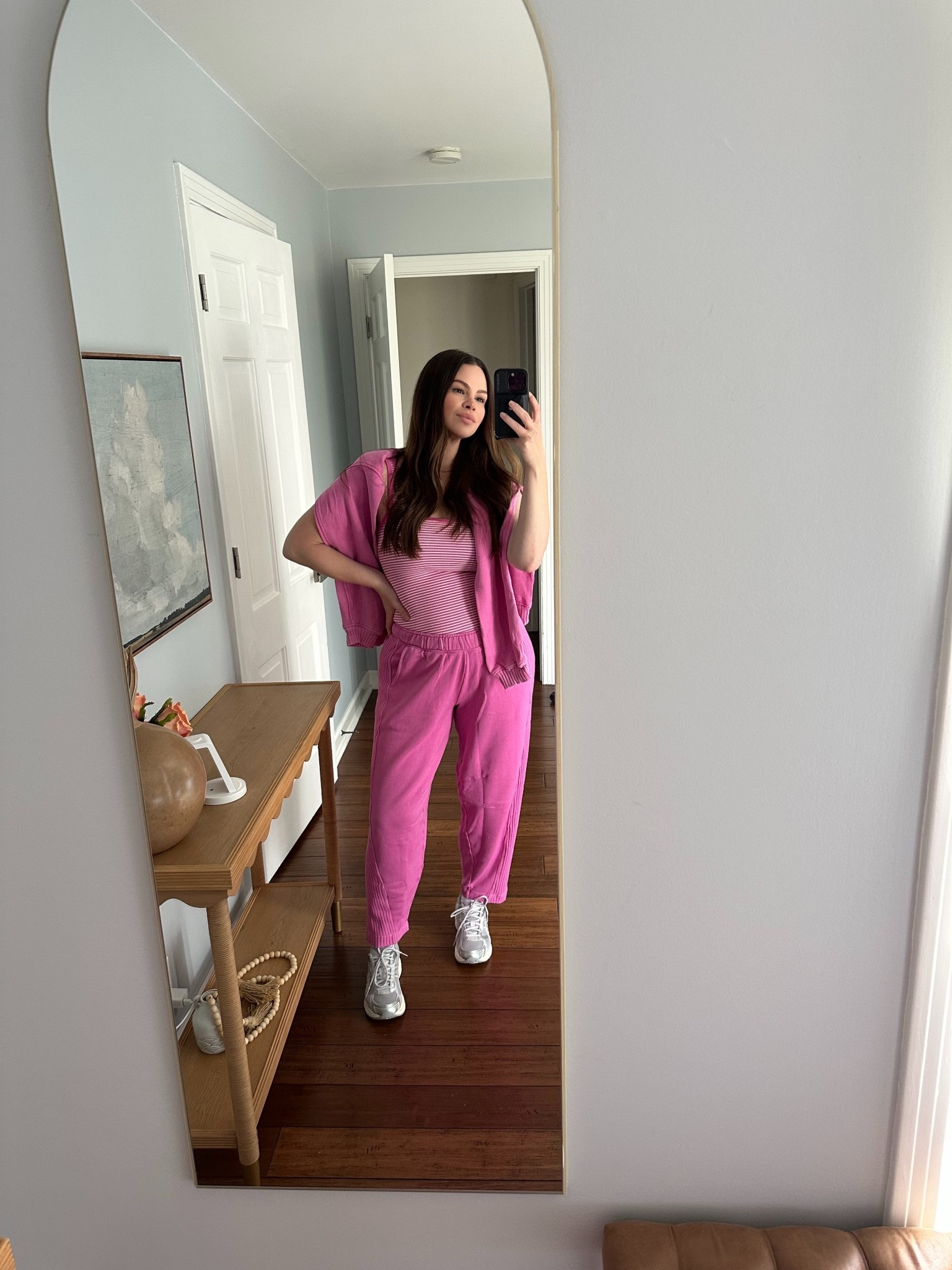 I need this comfy OOTD in all the colors 🎨 

Wearing XS in set and S in tank

#LTKmomlife #LTKootd #LTKdayinmylife
