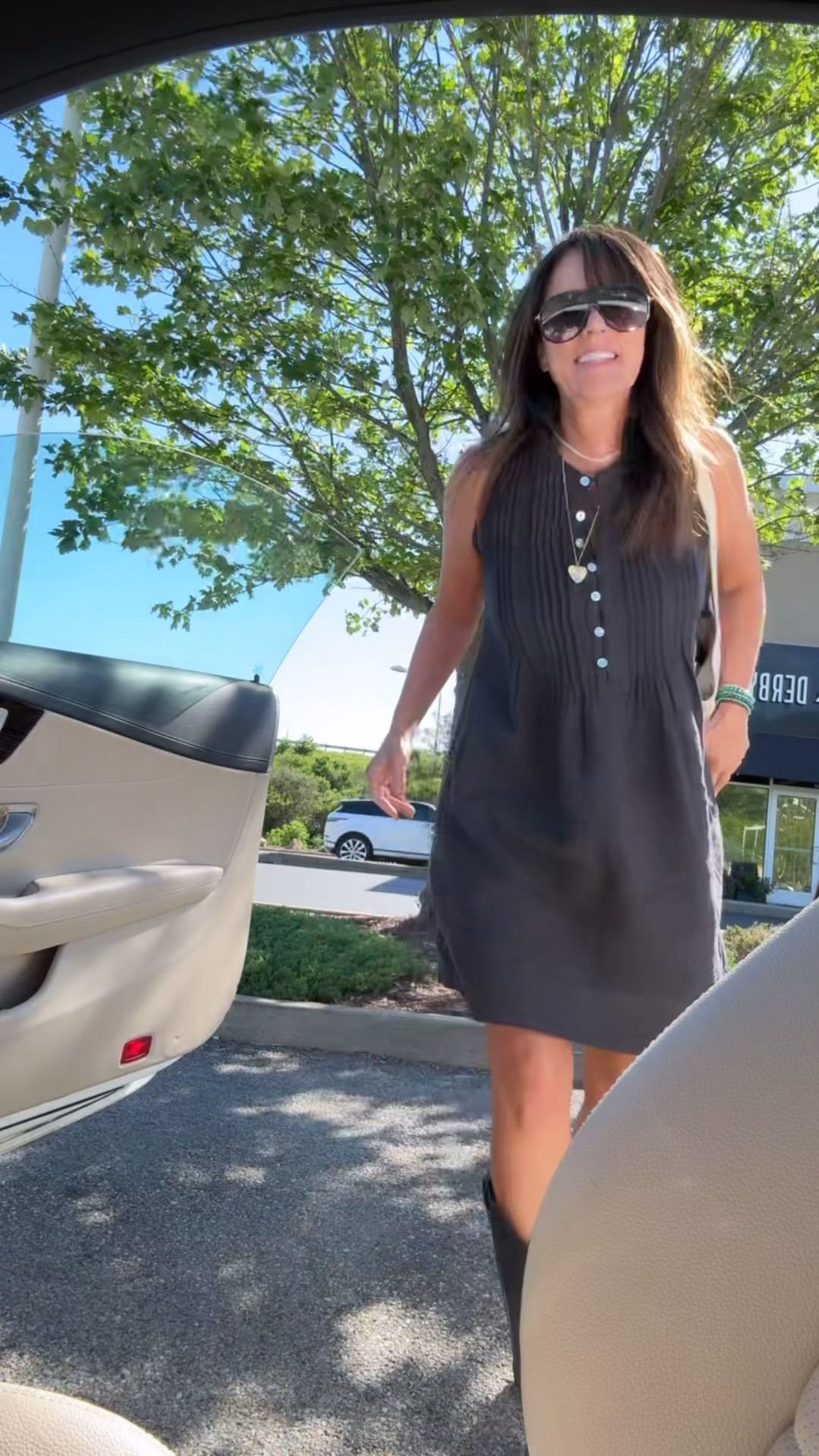 You gotta love @Quince I was having a little hot flashes and reached for the lightest fabric dress - this is a light gauze and perfecy airy and comfy ! And it has pockets ❤️ I’ve linked more favs 
And it’s around $60 which is insanely good and lots of colors - I’m wearing the small 
Tote is a fav, I have the black too and this is the size large 

#quincepartner

#LTKOver40 #LTKTravel #LTKmomlife