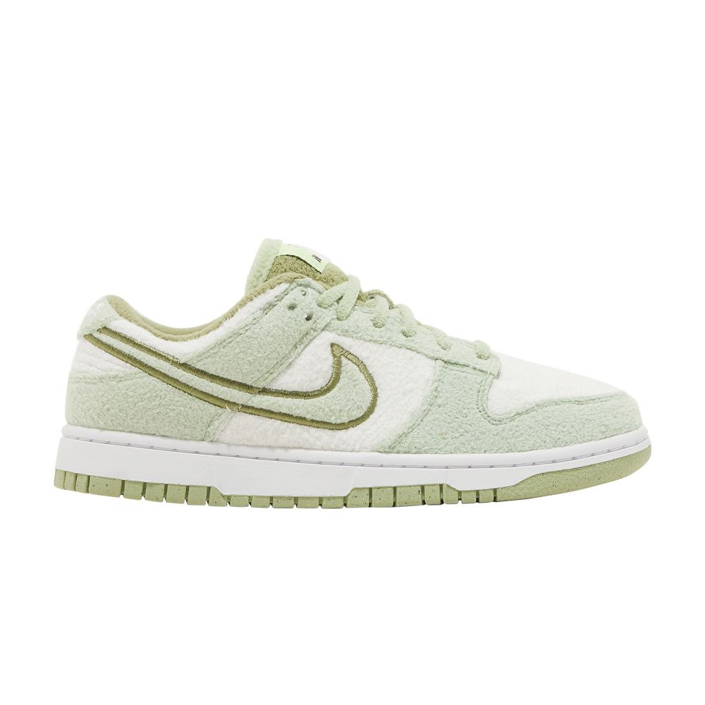 Wmns Dunk Low SE 'Fleece - Honeydew' | GOAT