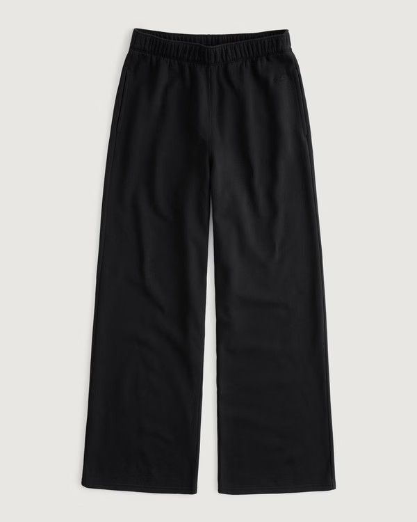 Hollister Feel Good Fleece Wide-Leg Pants | Hollister (US)