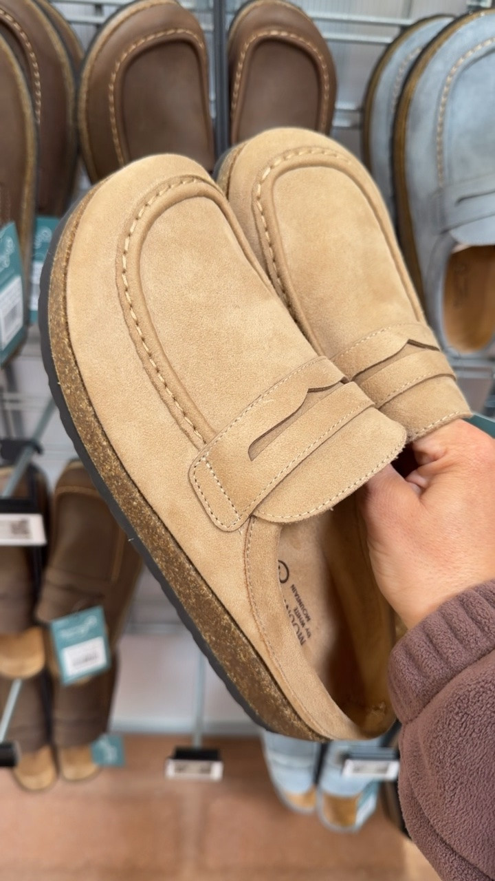 These are SOOO comfy!!! They didn’t have my size today so just ordered online!!!

#LTKootd #LTKmomlife #LTKSeasonal