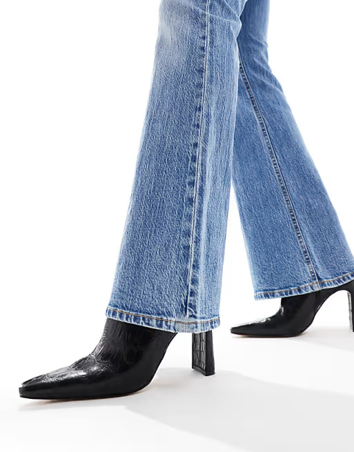 Stradivarius STR flare jean in medium washed blue  | ASOS | ASOS (Global)