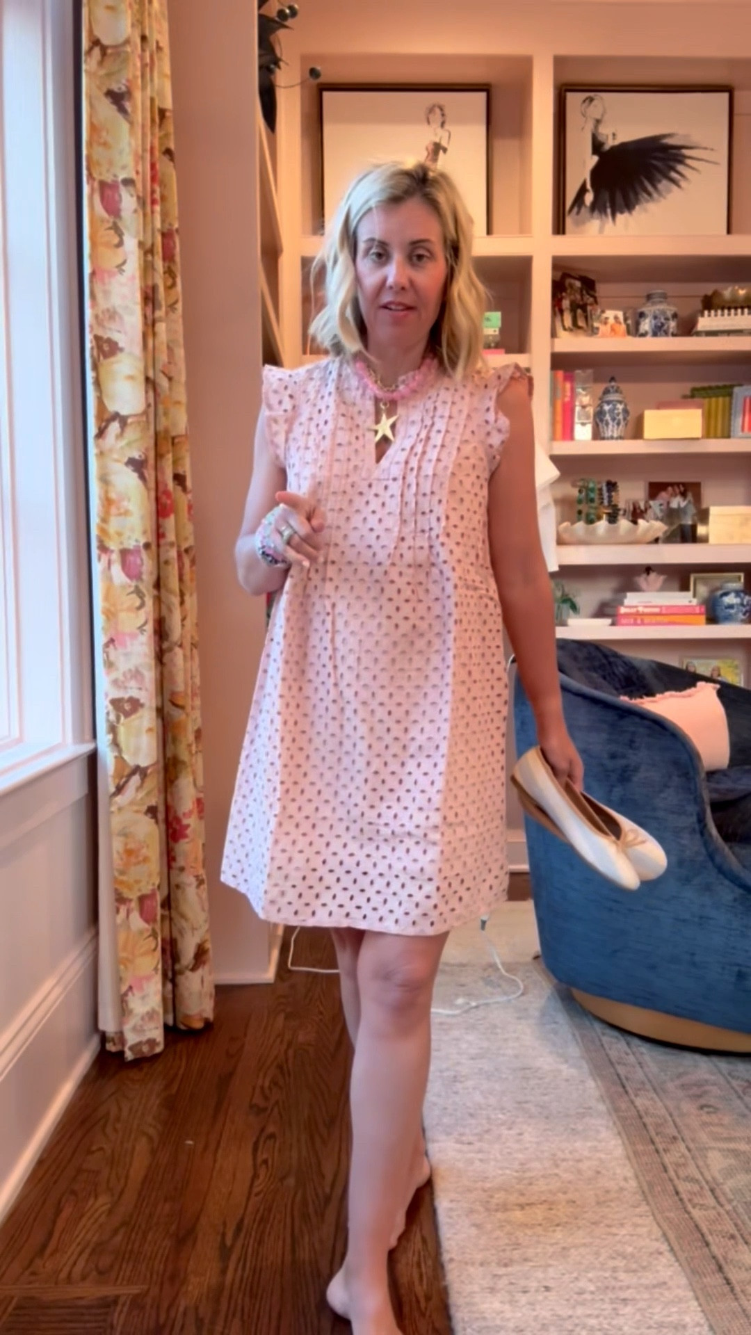 This blush eyelet is so pretty that I ordered the top too. This blazer is perfect for layering as we head into spring! 

Dress - xs 
Blazer - xs 
Flats - 7.5 (half size down)

#LTKOver40 #LTKootd #LTKgrwm