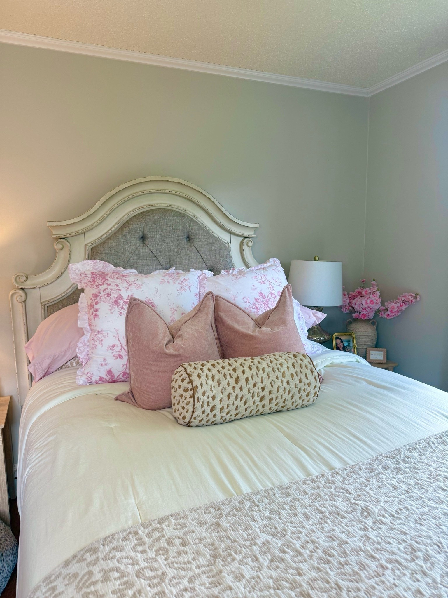 Look how cute this pillow is from Walmart!!!

Floral ruffle pillows are from Home Sense so can’t link those