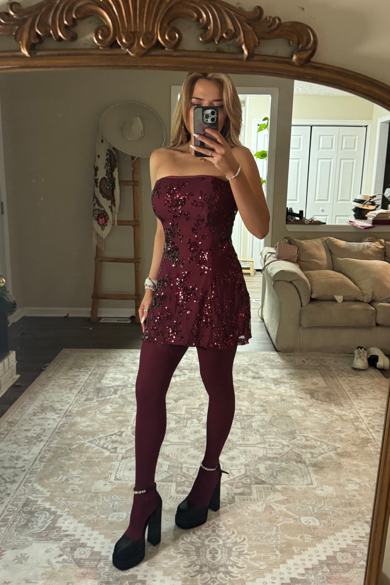 Windsor dress size small! 

#LTKootd #LTKFindsUnder100 #LTKHoliday