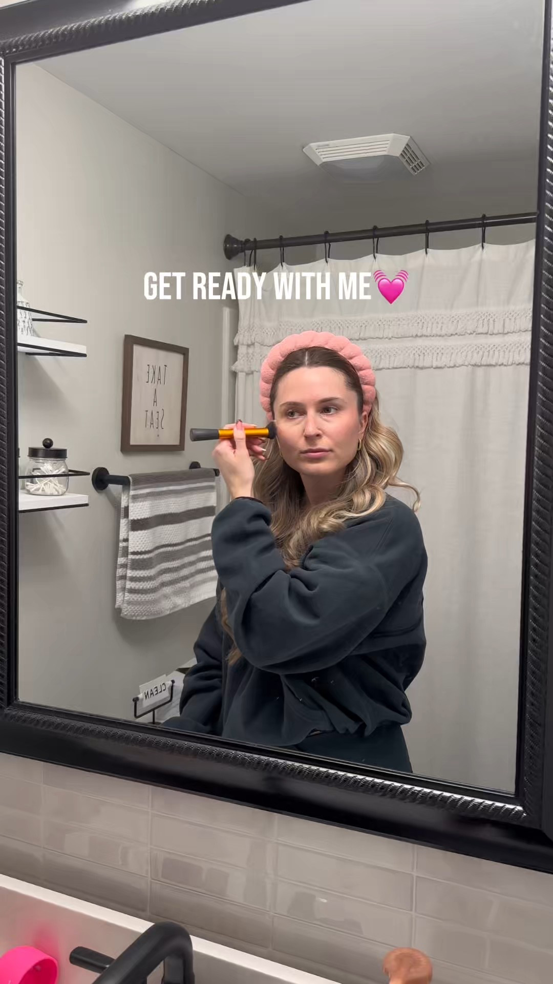 My simple makeup routine favs!!

#LTKGiftGuide #LTKgrwm #LTKBeauty