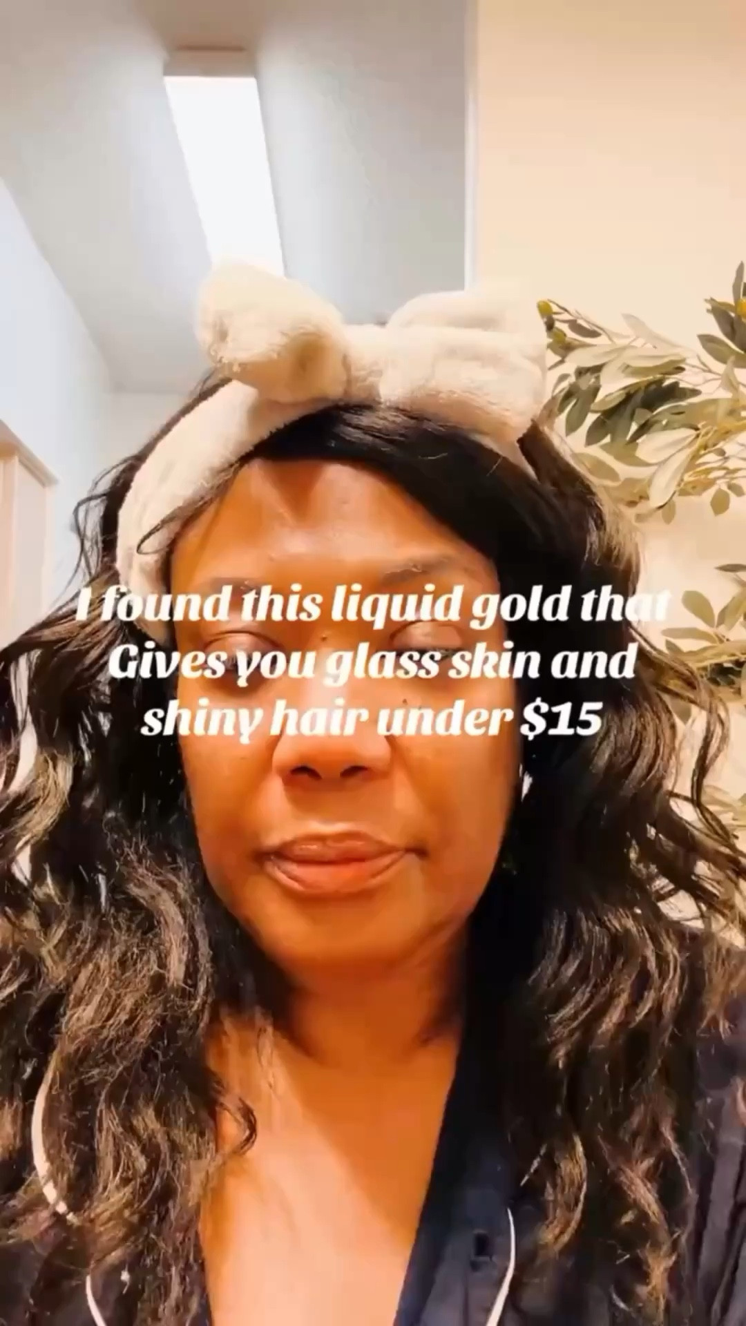 If you only have room for one beauty product in your carry-on, make it this. Here are three ways I use Cliganic Argan Oil to save my skin and hair.”• Why it works: It promises efficiency and value, which performs great with the “minimalist beauty” audience
@cliganic #skin #skincare #fyp #skincareroutine 
Comment SHOP below to receive a DM