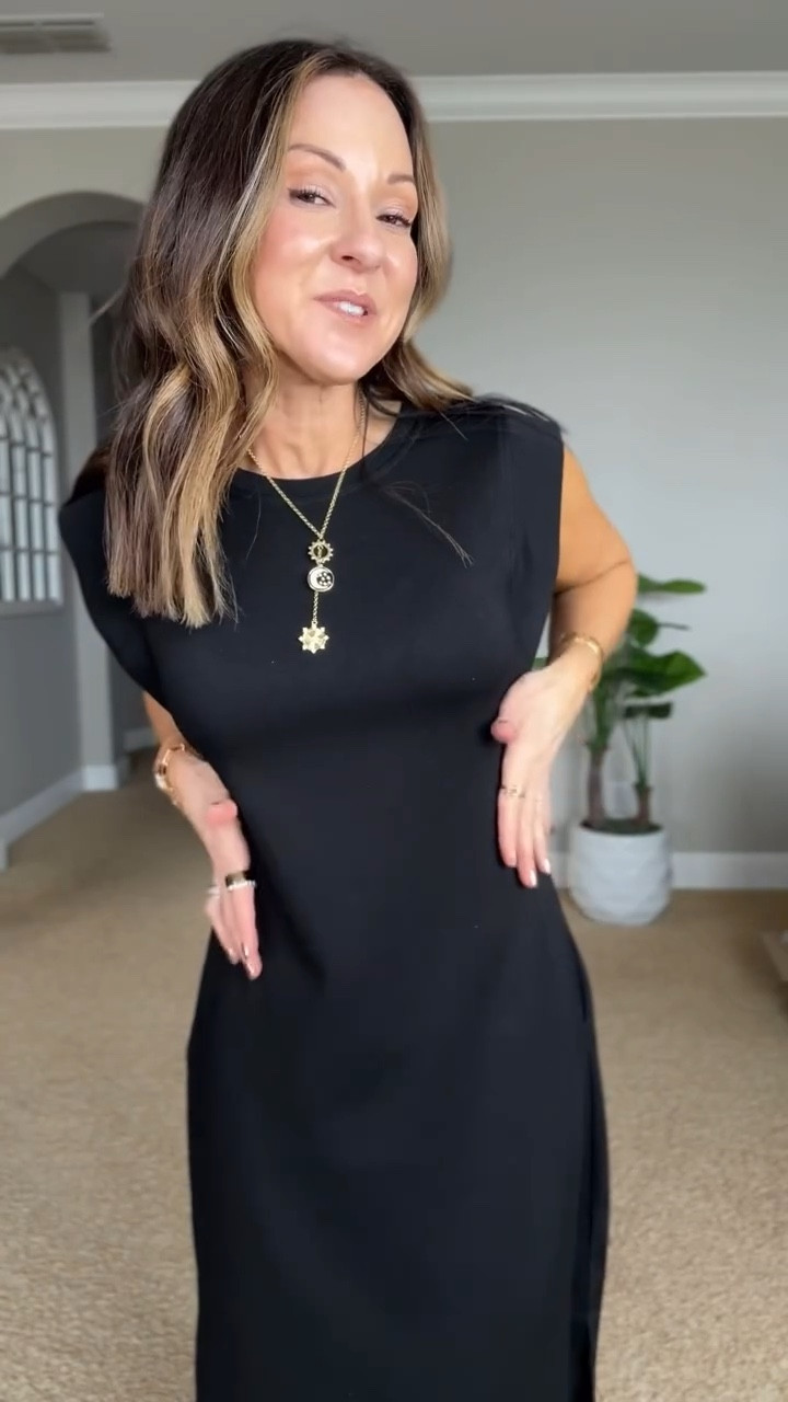 Trending fashion finds

For reference: I'm 5'1" 107lbs. maxi dress XS , two piece skirt/skort set (skirt has shorts built in XS , two piece wide leg set XS. Tummy control workout shorts XS, cropped workout tank with built in bra small

Travel outfits  outfit inspo  easy outfits  maxi dress  two piece set  comfy outfits  spring fashion  spring dresses  EverydayHolly 

#LTKOver40 #LTKPetite #LTKStyleTip