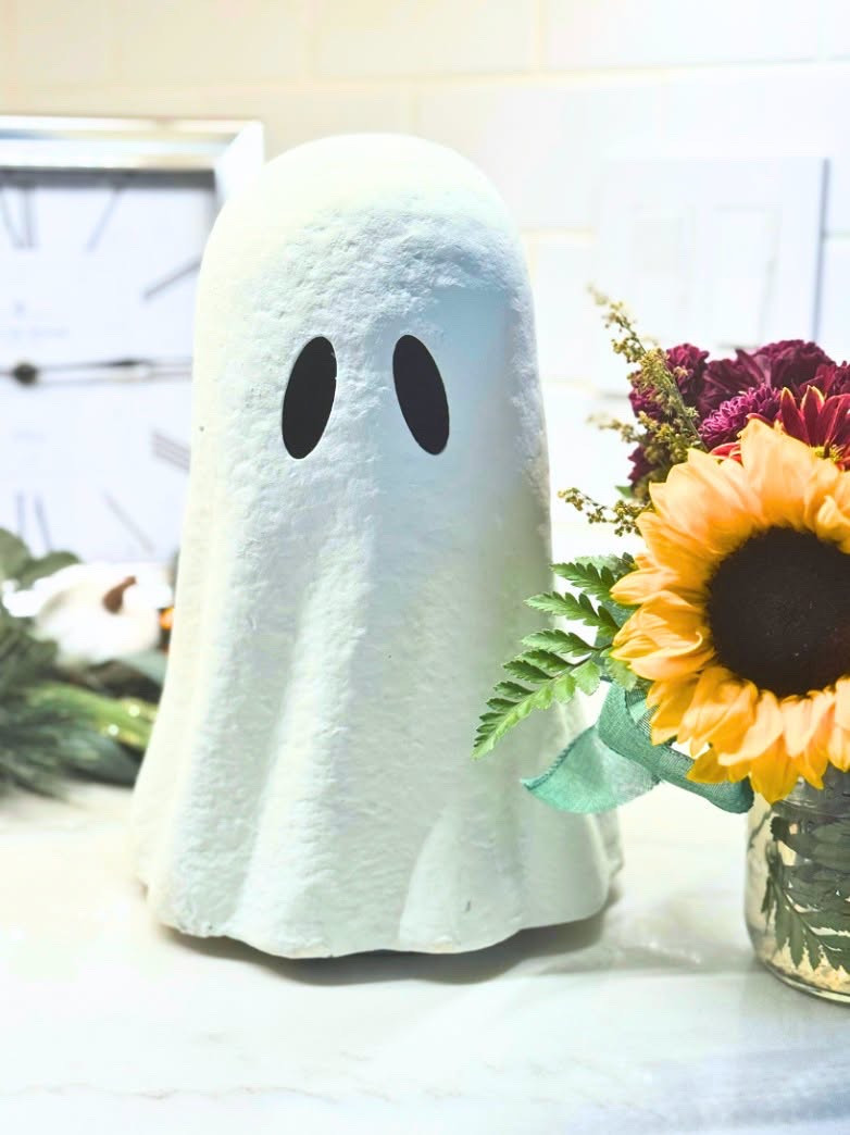 papier-mâché ghosts on sale

Halloween home decor
indoor Halloween decorations
spooky season decor
Halloween tabletop decorations
haunted house accents
pumpkin home decorations
ghost decor
Halloween shelf styling
cozy spooky decorations
festive fall home accents

#LTKSeasonal #LTKSaleAlert