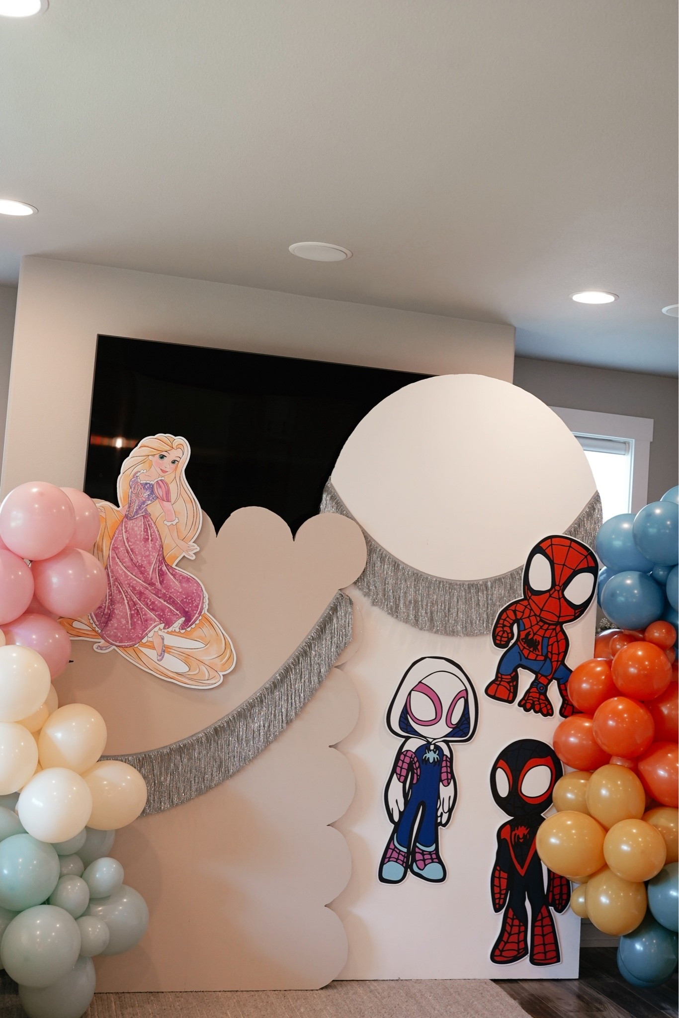 Rapunzel/Minnie Mouse/Spiderman Birthday party for the twins was a big hit! 🥳

#twins #spiderman #rapunzel #disneyprincess #minniemouse #birthdayparty #birthday #party #toddler #boy #girls #princess #spidey

#LTKmomlife #LTKKids #LTKdayinmylife