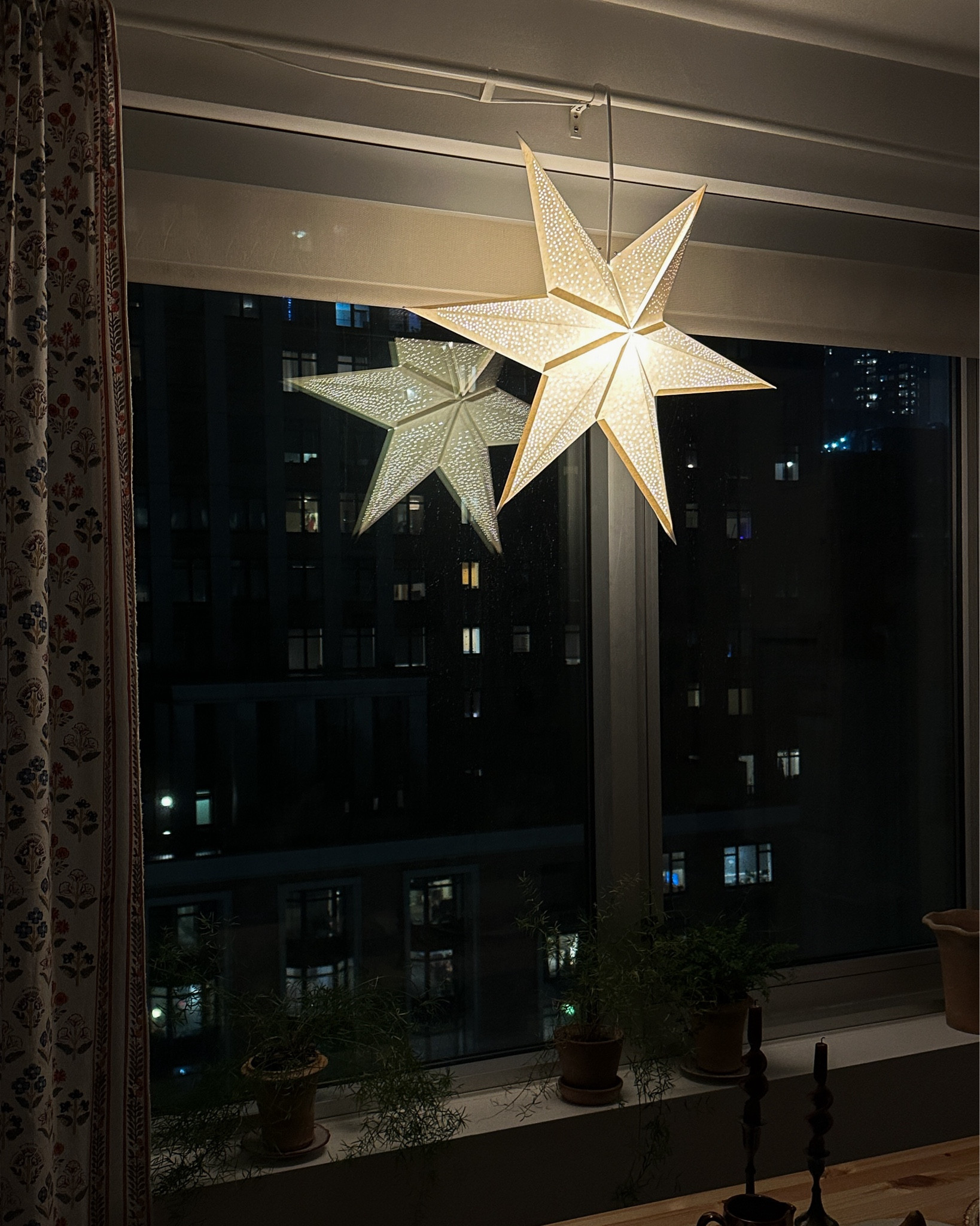 I love this light up star paper lantern so much last holiday I kept it up all year. This lantern and cord are from IKEA but I found similar on Amazon. I’d also recommend using a smart plug that’s Alexa enabled so you can turn it on my voice for an extra magic touch. 🌟


Holiday decoration idea

#LTKHoliday #LTKHome #LTKSeasonal