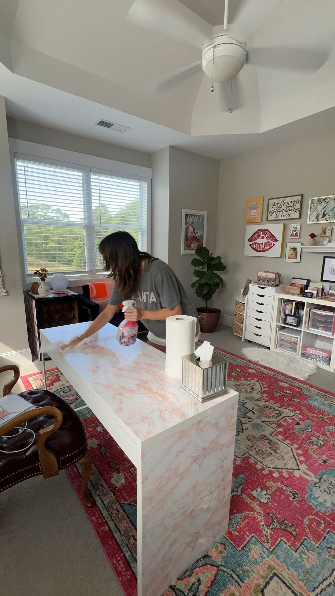 Some of my favorite HOME OFFICE items as a beauty content creator & makeup artist. 🪞🪩🛋️🫶🏼

#LTKVideo #LTKBeauty #LTKStyleTip