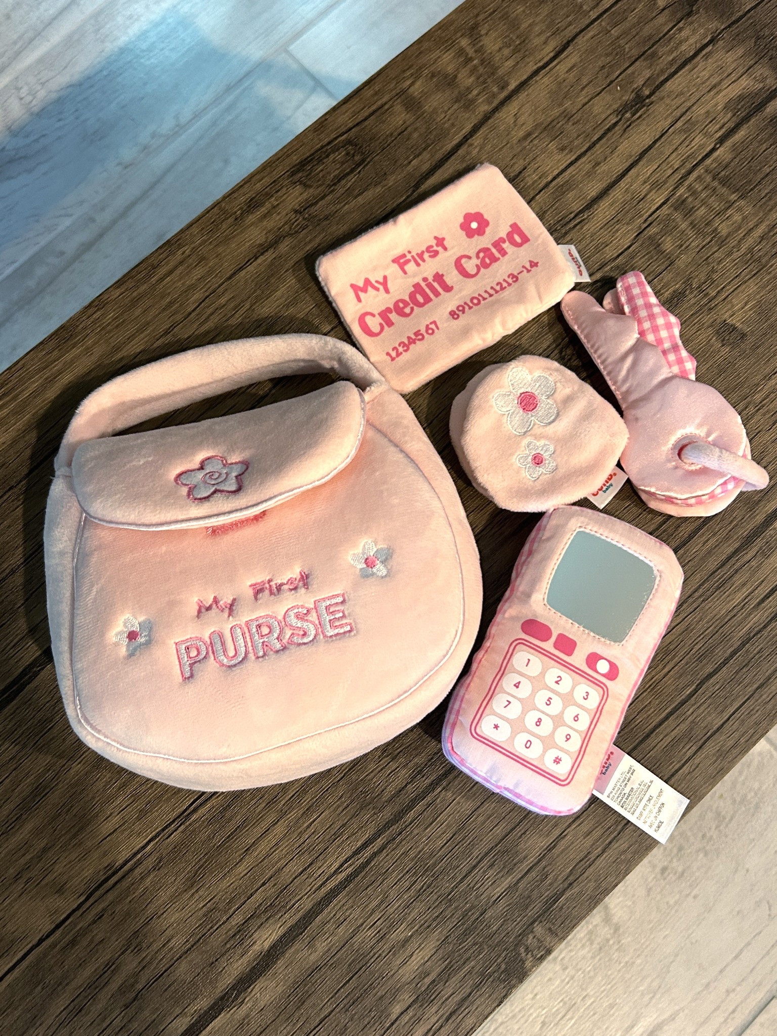 The cutest Amazon find for my daughter’s first birthday! 🥹

The credit card is crunchy & there’s a mirror on the phone and compact! Toys for one year old girl, gift ideas for 1 year old.

amazon gift ideas, what to get one year old for her birthday, cute purse, pink purse, toddler purse, toys for toddler girls

#LTKBaby #LTKKids