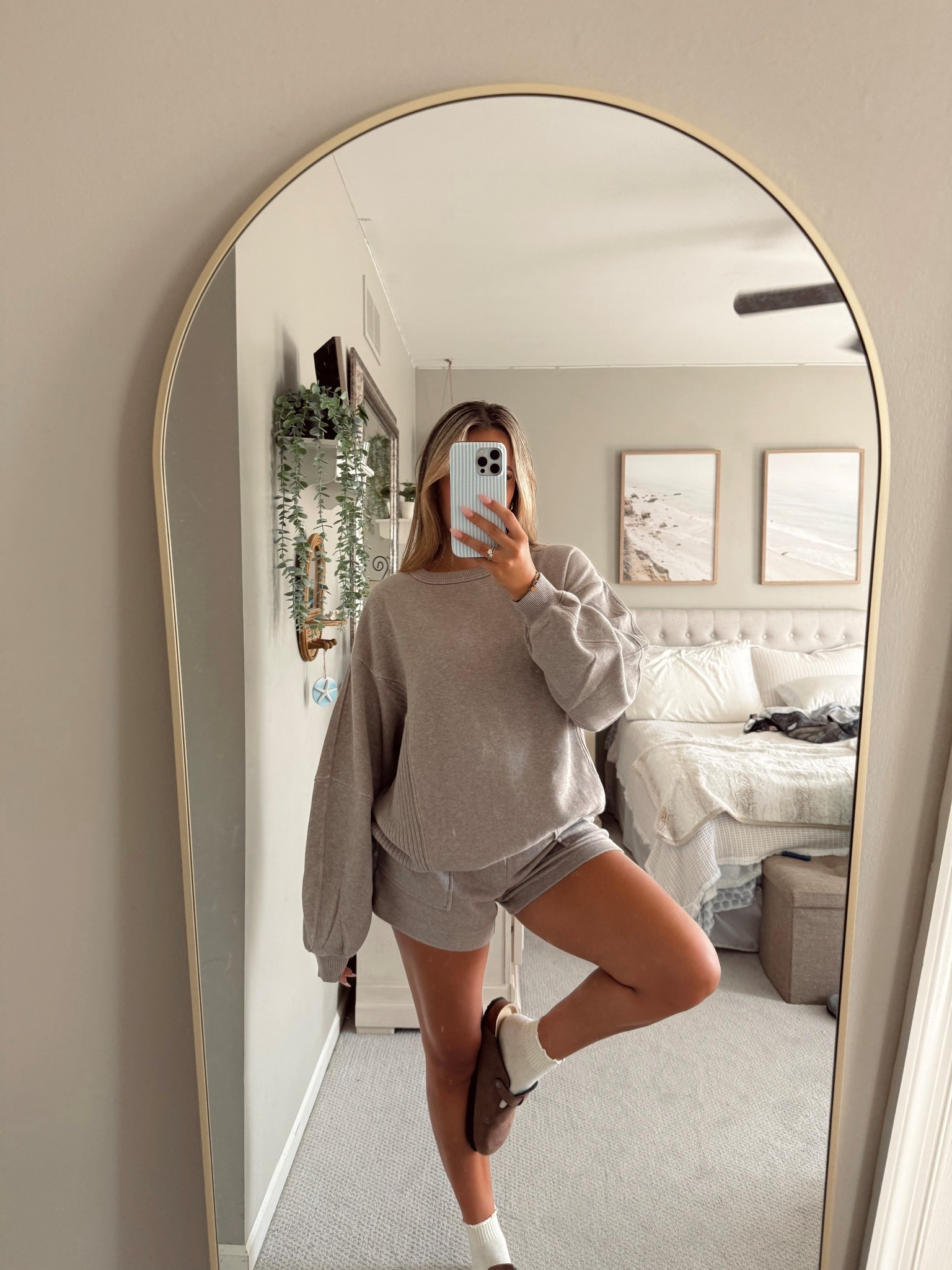 clogs are linked in my tiktok showcase @tayyoungson