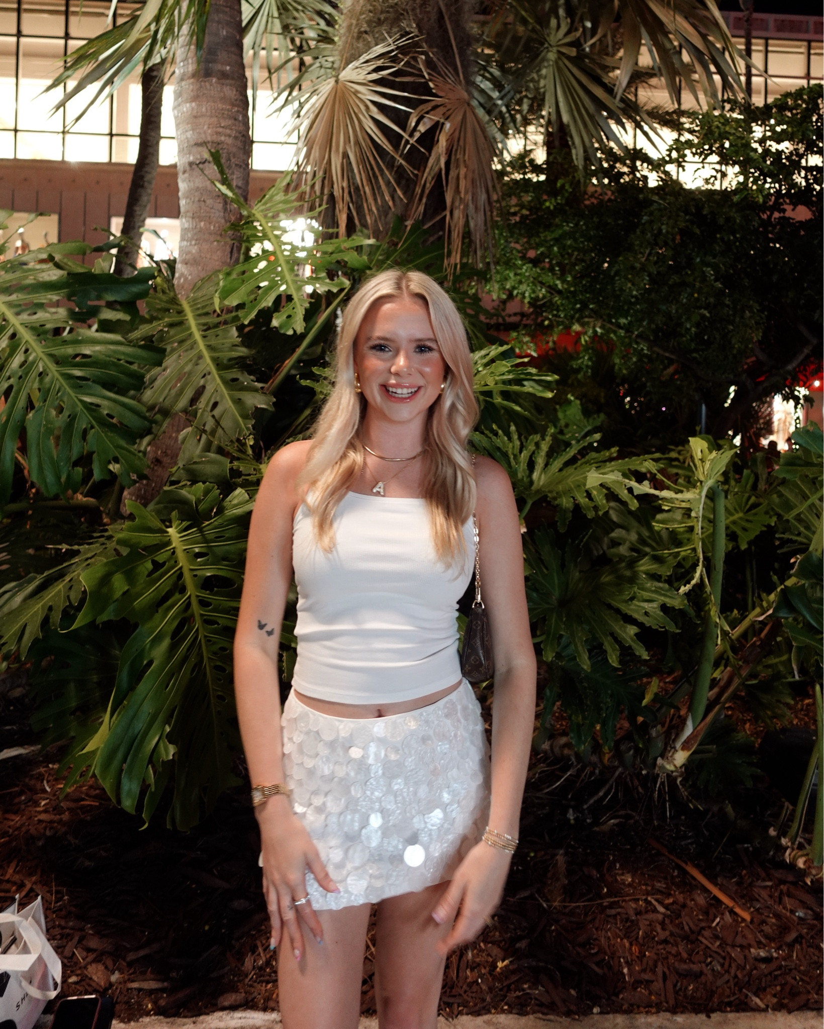 loving the mini skirt trend 🤍🤍🤍#miniskirt #summeroutfit

#LTKTravel #LTKWedding #LTKSeasonal