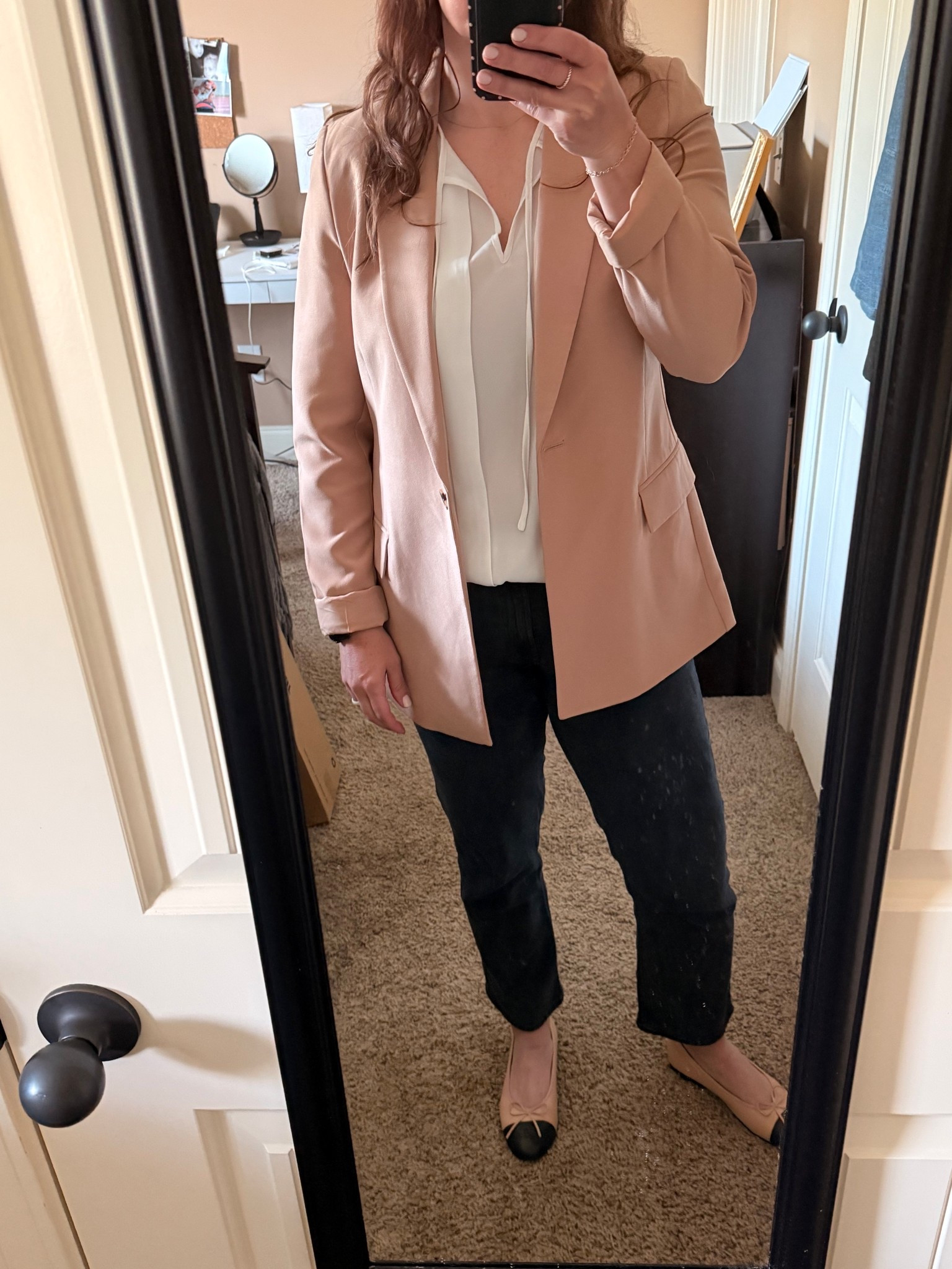 This blazer? Oh just my little @amazonfindsandfashion Amazon find casually carrying the entire outfit 🤍

Tell me why it looks expensive, fits like a dream, and showed up at my door in 2 days… make it make sense 👏🏼

Paired it with a silky blouse, black denim, and my go-to flats for that effortless “yes I do have my life together” energy (don’t fact check that)

#LTKOver40 #LTKWorkwear #LTKootd