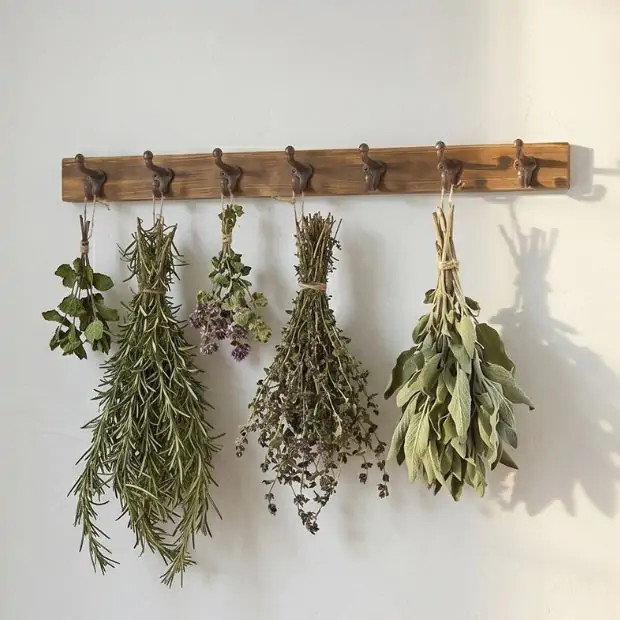 Rustic Wood and Iron Wall Hook Rack | Antique Farm House